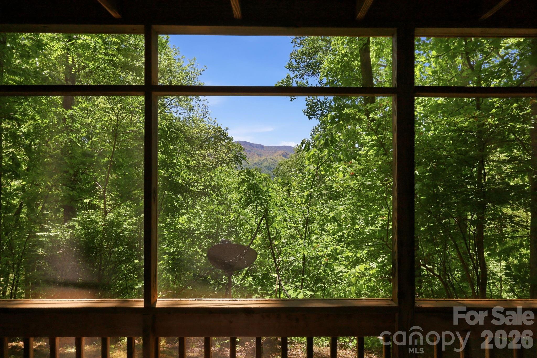 169 Sleepy Hollow Lane Property Photo 7