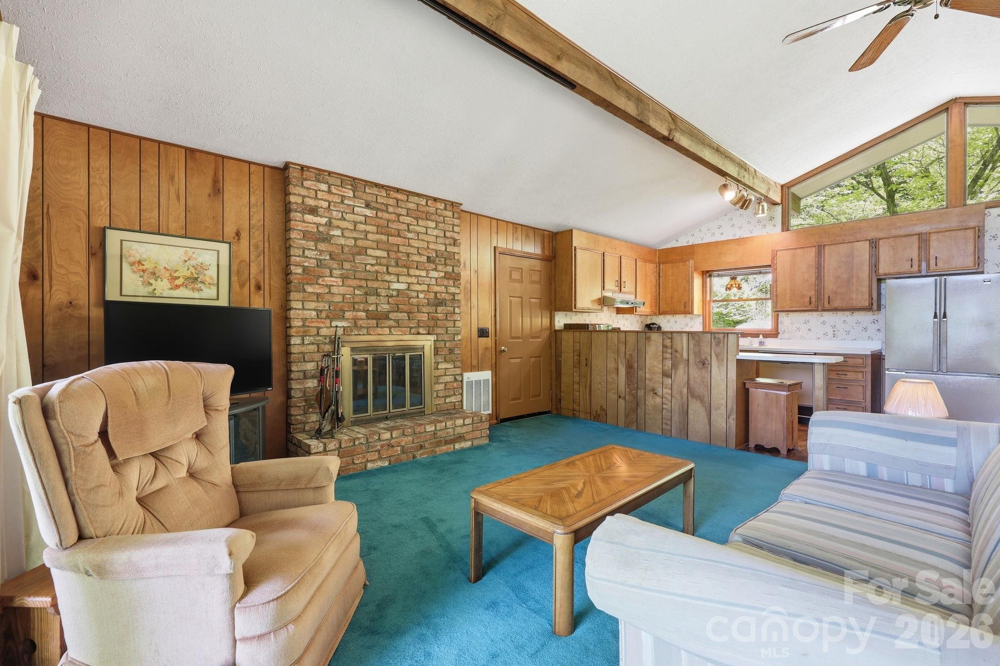 169 Sleepy Hollow Lane Property Photo 14