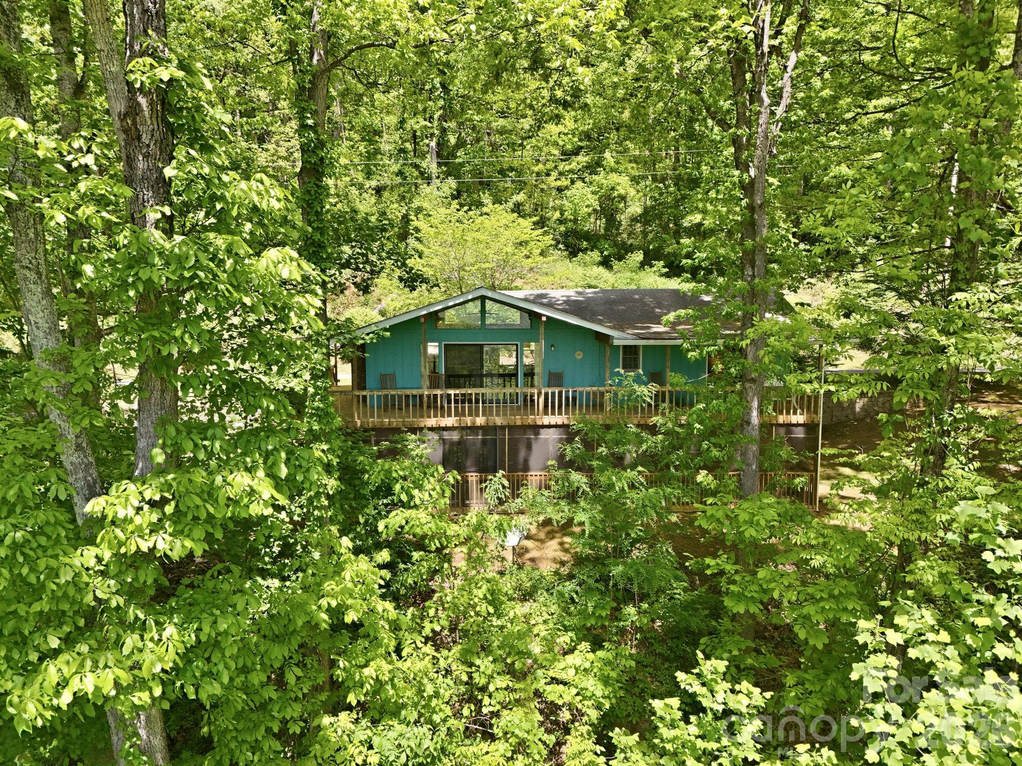 169 Sleepy Hollow Lane Property Photo 32