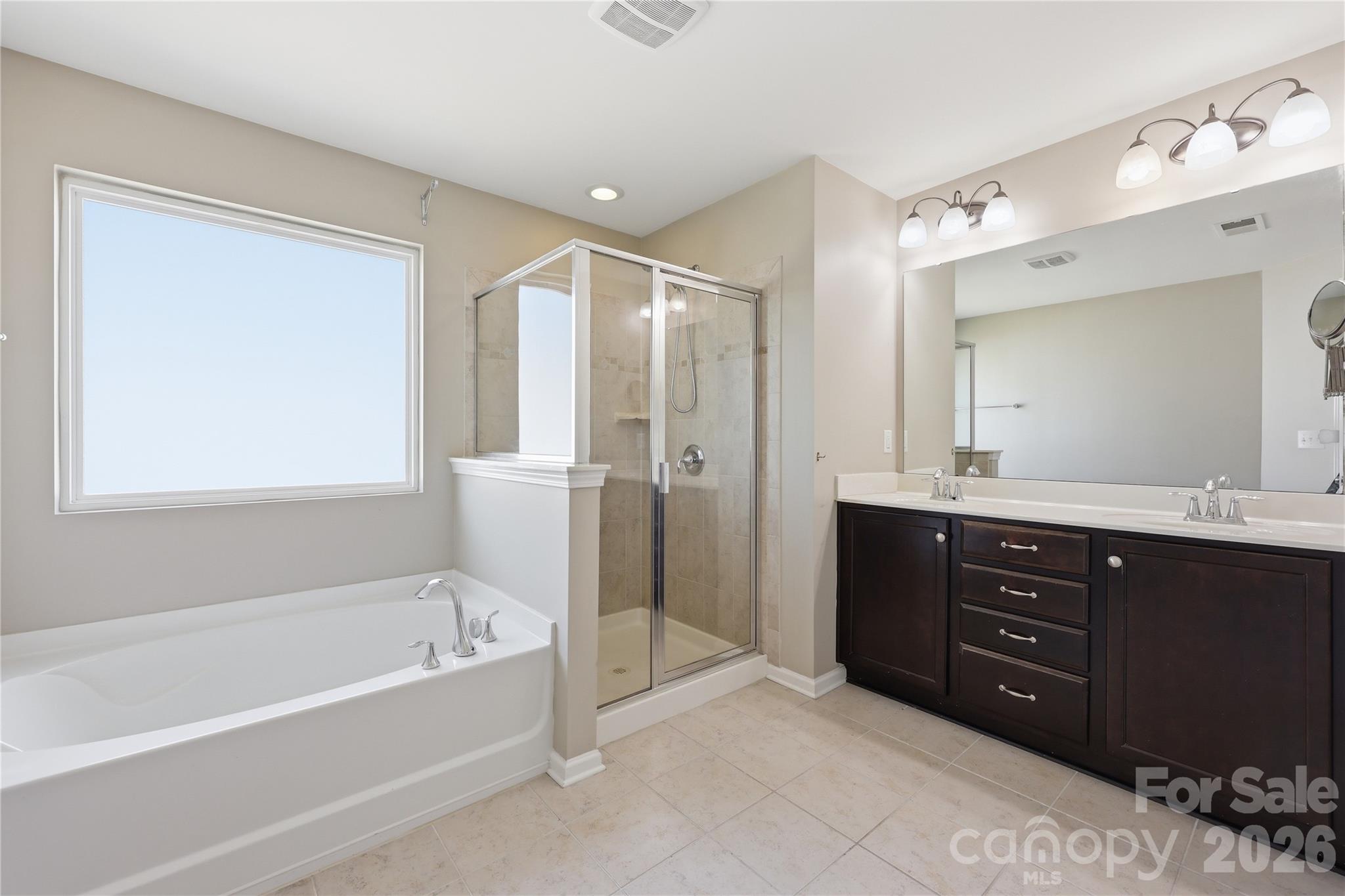 7431 Calhoun Falls Drive Property Photo 4