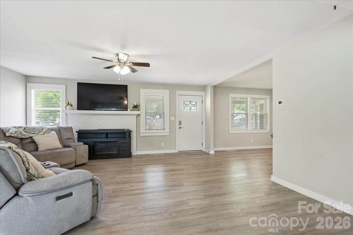34438 Springdale Drive Property Photo 9