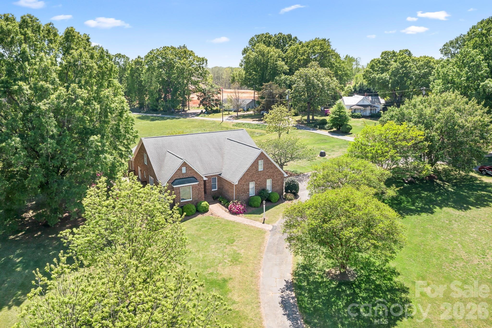 11690 Bain School Road Property Photo 1