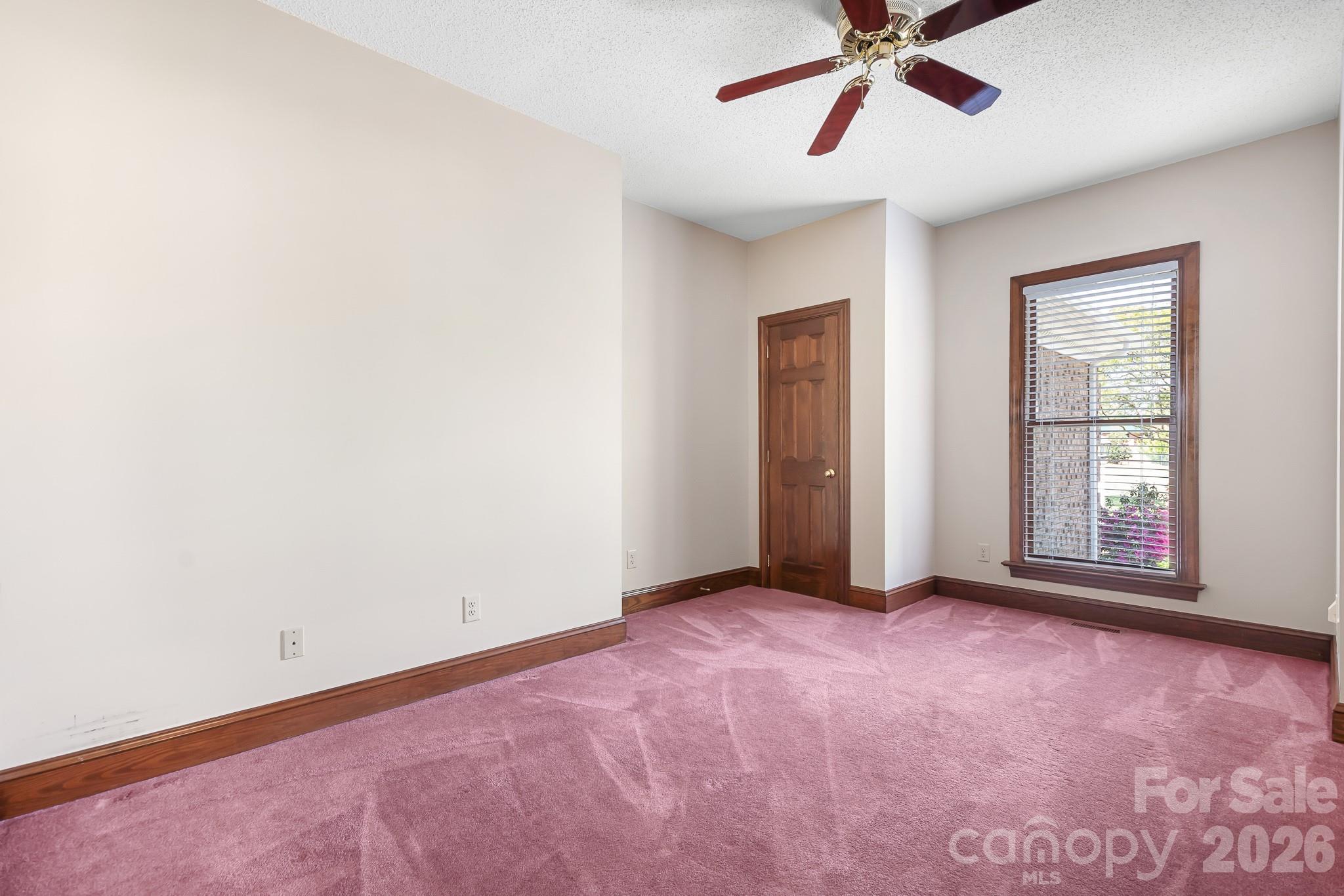 11690 Bain School Road Property Photo 6