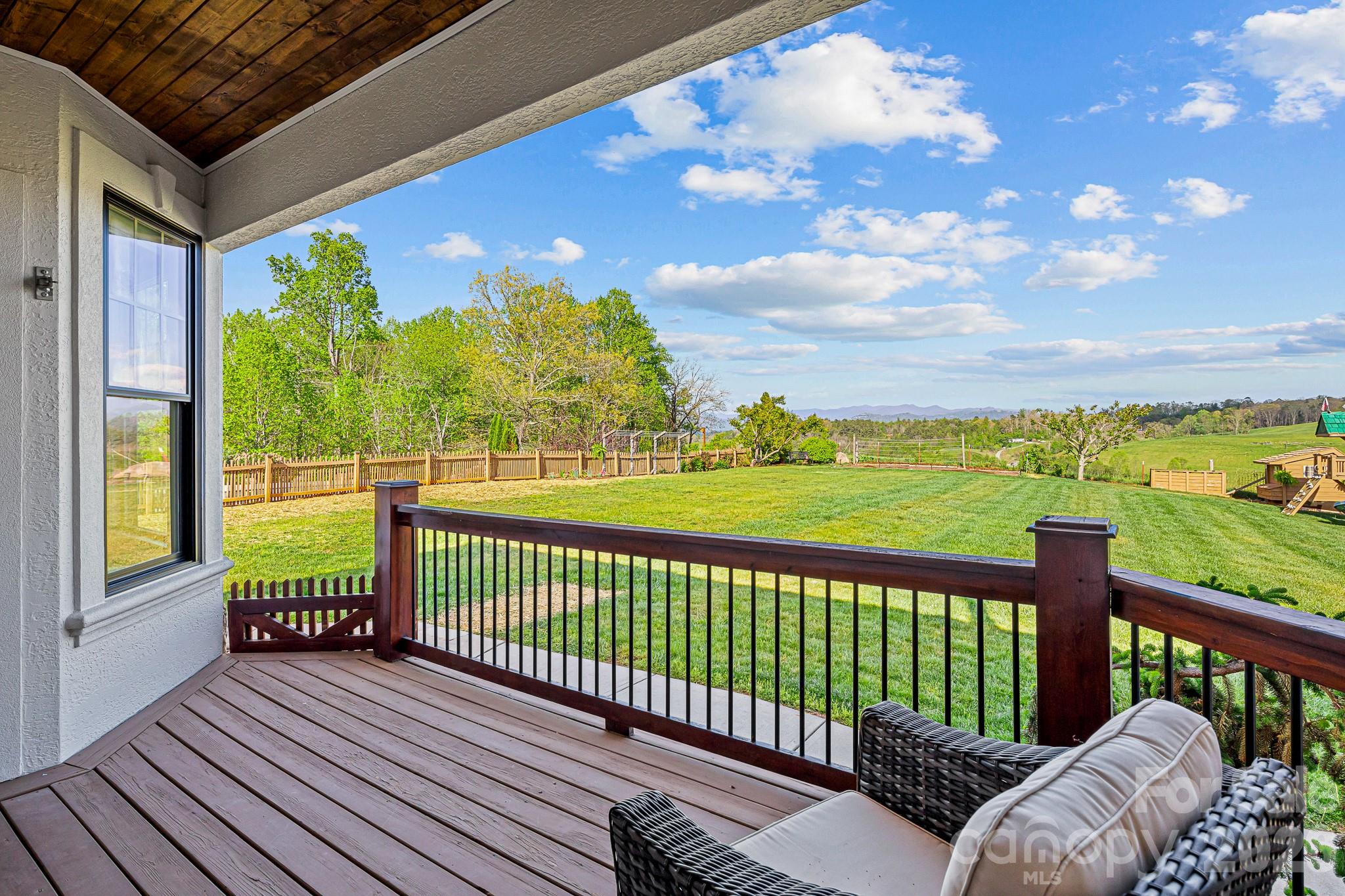 54 Mountain Shadows Drive Property Photo 34