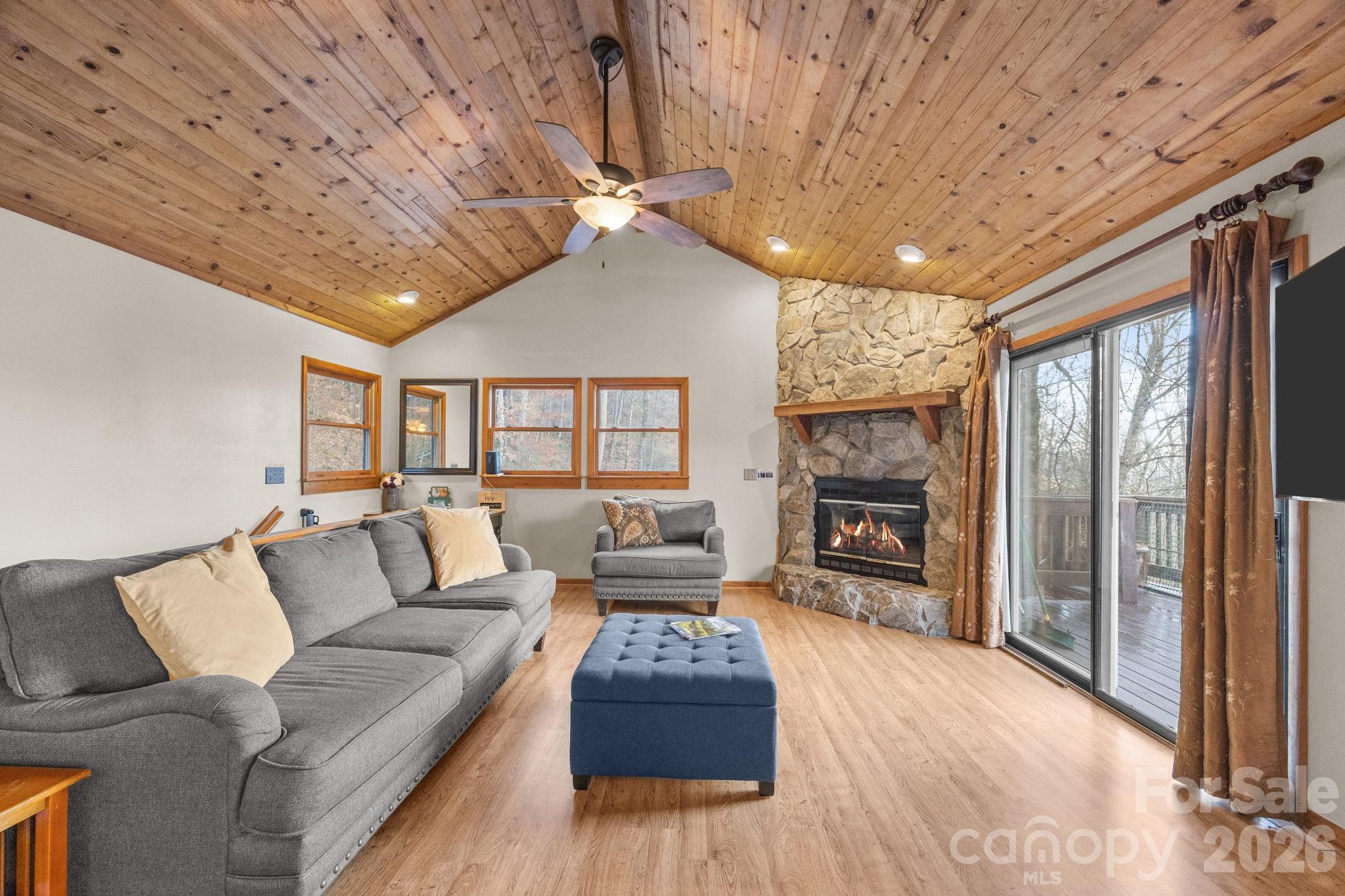 959 Plott Balsam Road Property Photo 4
