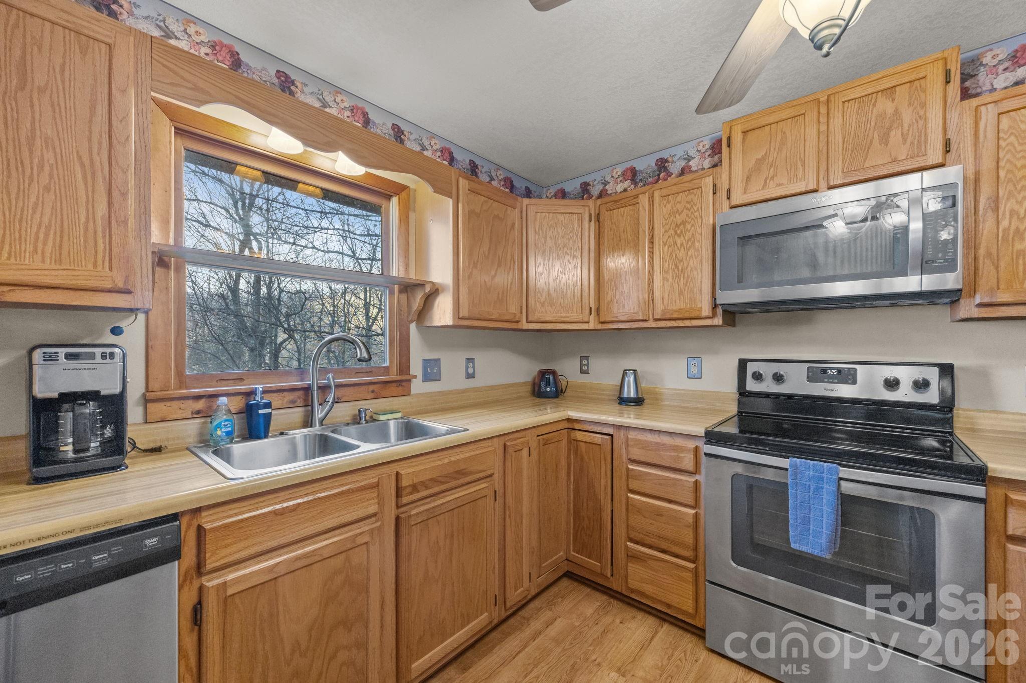 959 Plott Balsam Road Property Photo 11