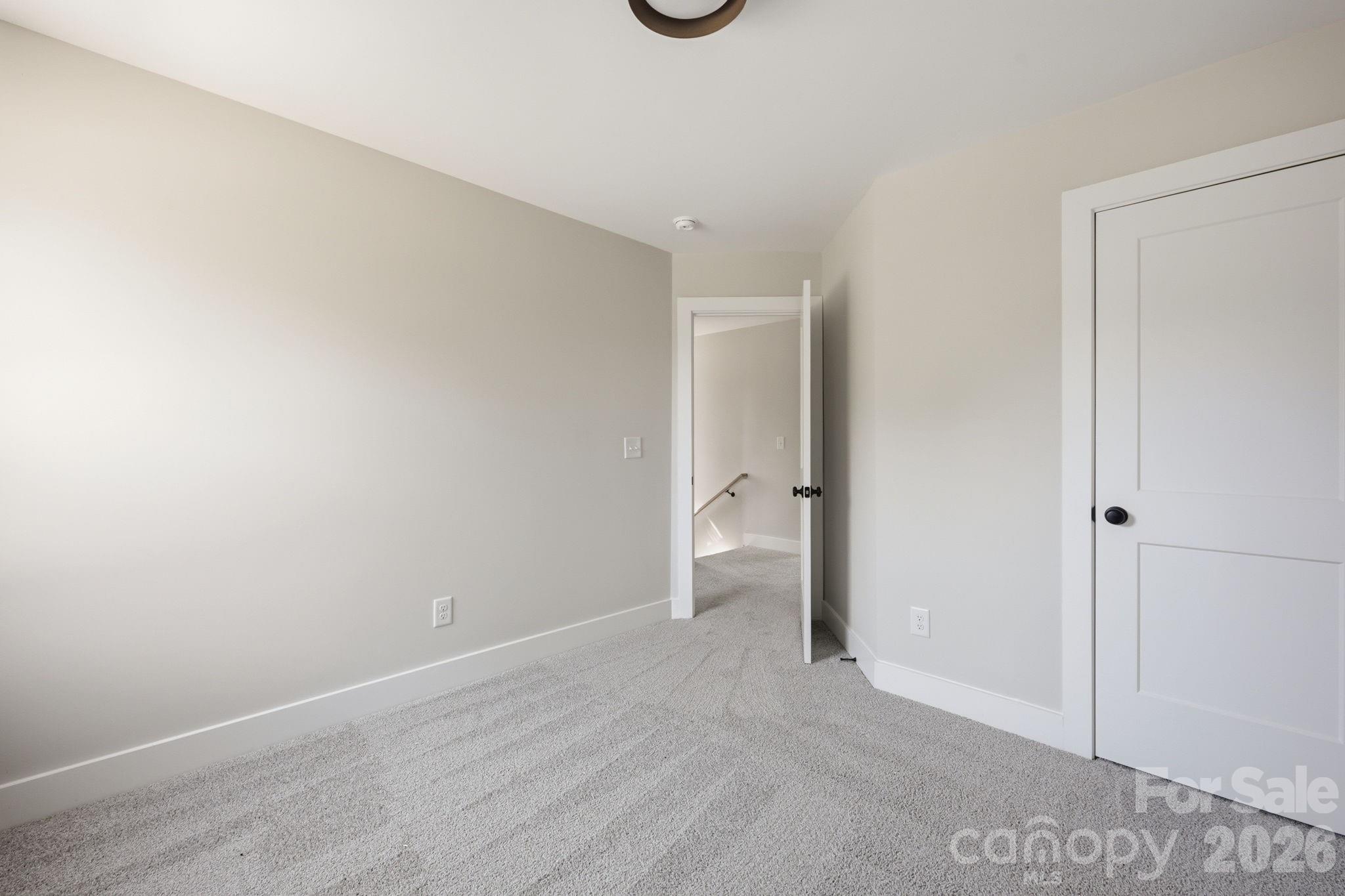 1534 W Horah Street Property Photo 11