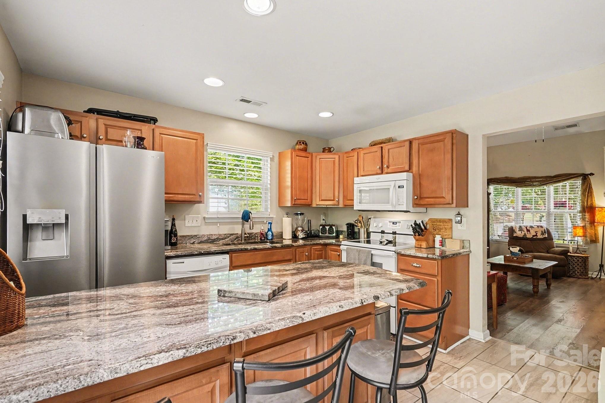 747 Rock Lake Glen Property Photo 1