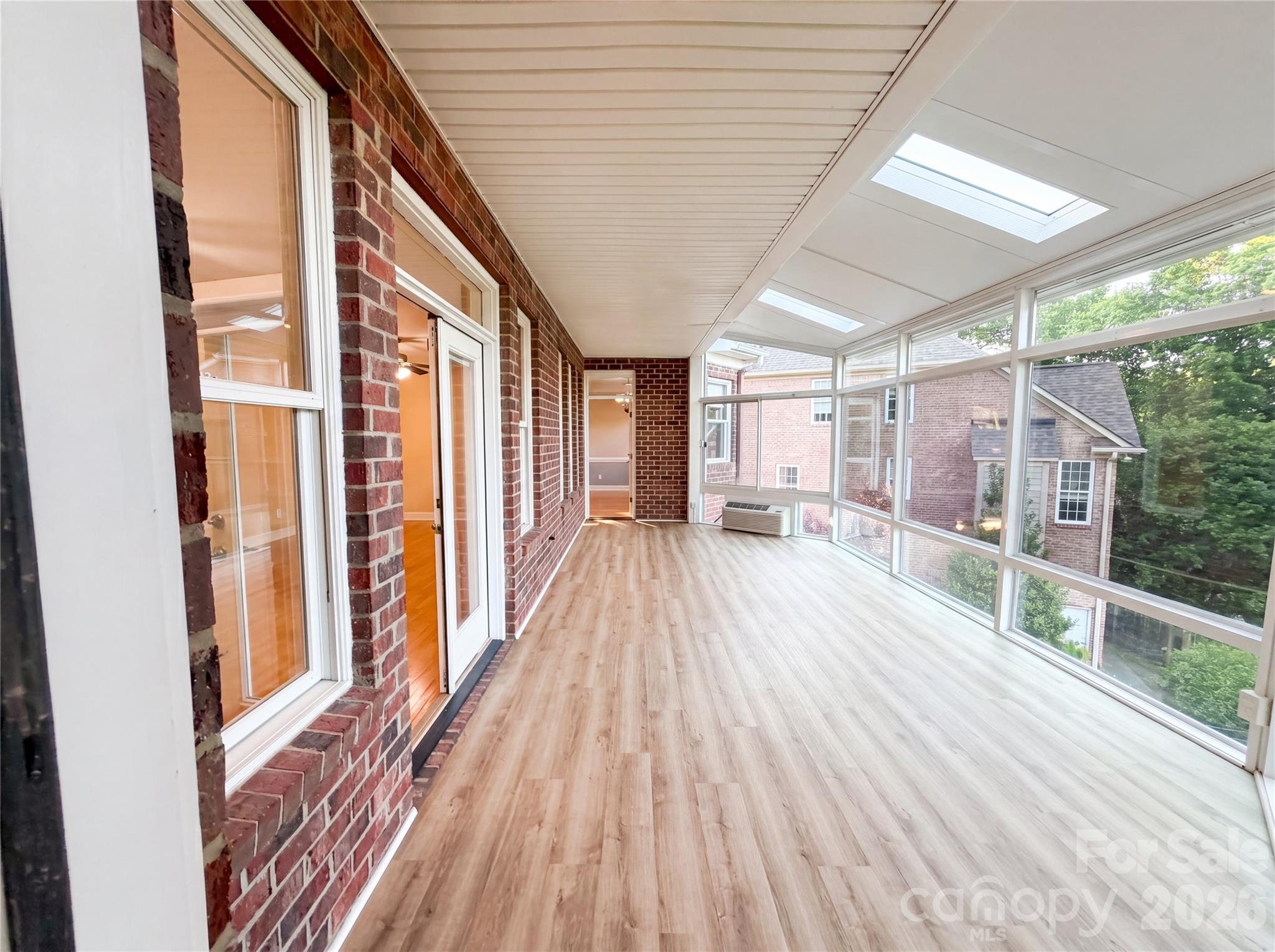 142 Canterbury Crossing Property Photo 23
