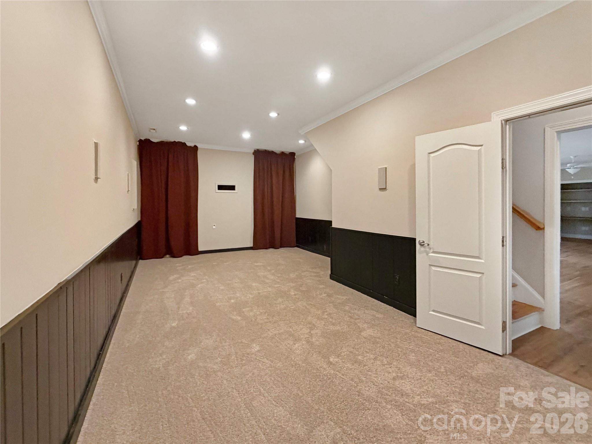 142 Canterbury Crossing Property Photo 28