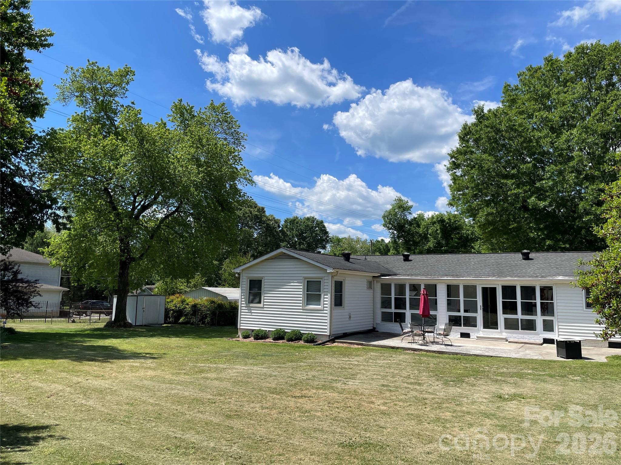 1748 Old West Lane Property Photo 12