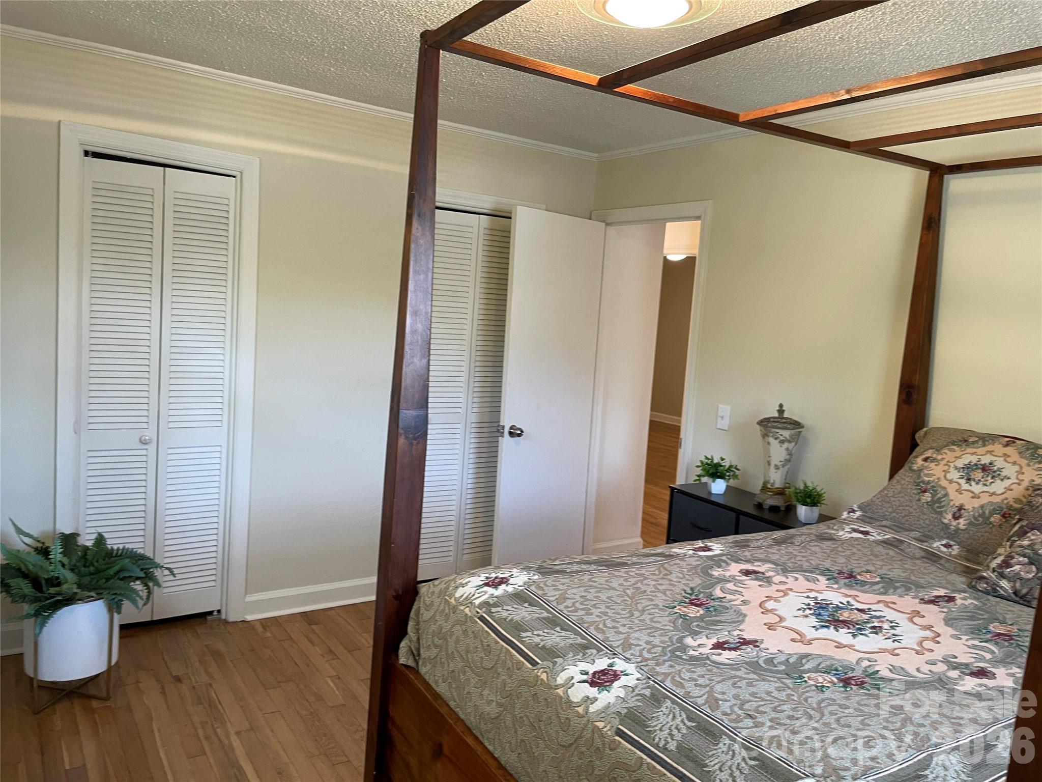 1748 Old West Lane Property Photo 34