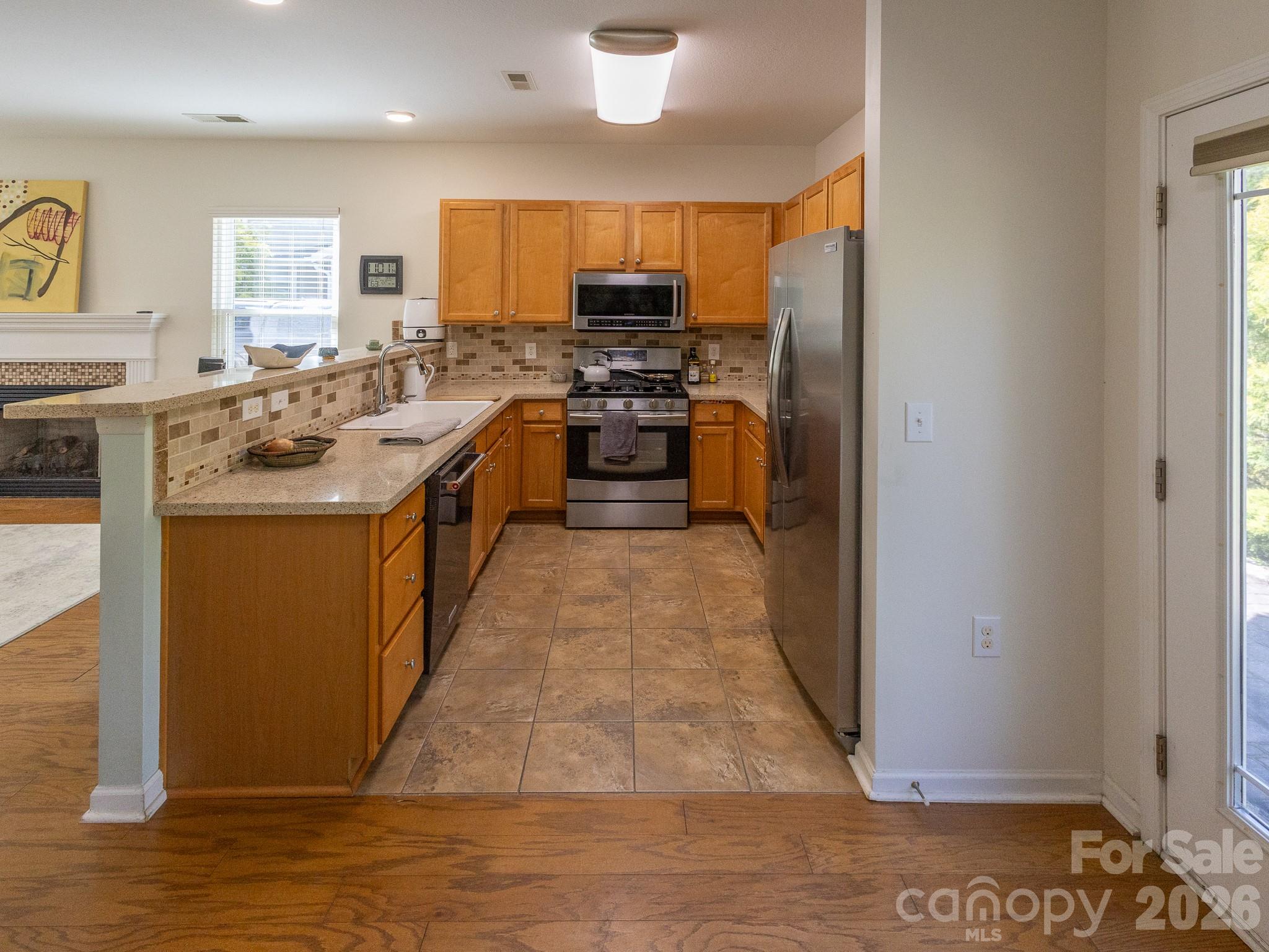 128 Lower Grassy Branch Road Property Photo 3