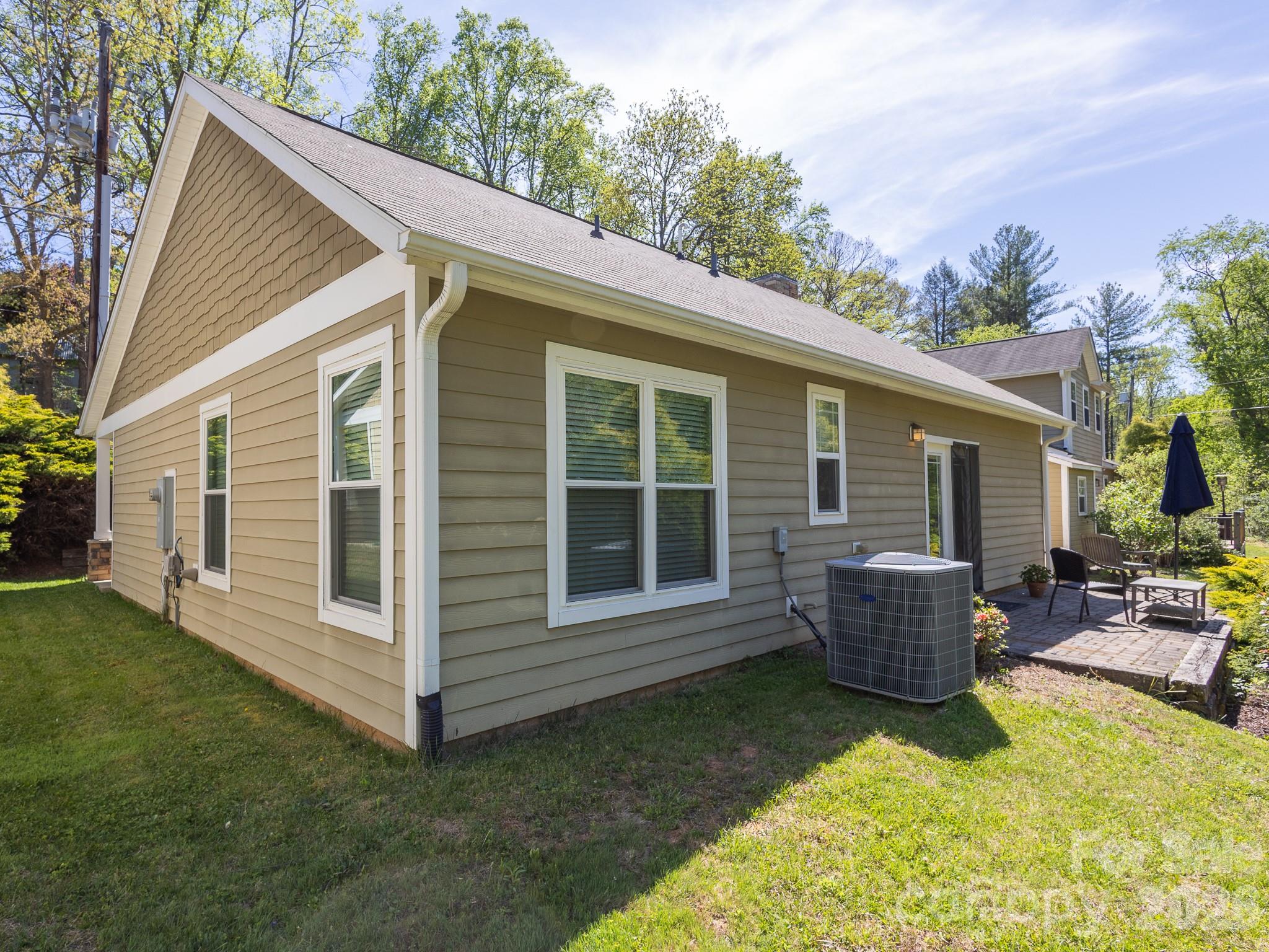 128 Lower Grassy Branch Road Property Photo 20
