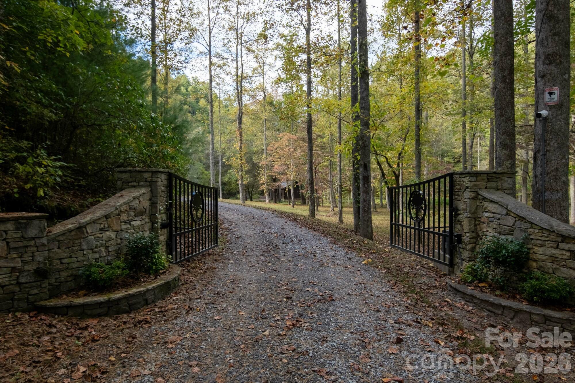 2108 River Hill Road Property Photo 5