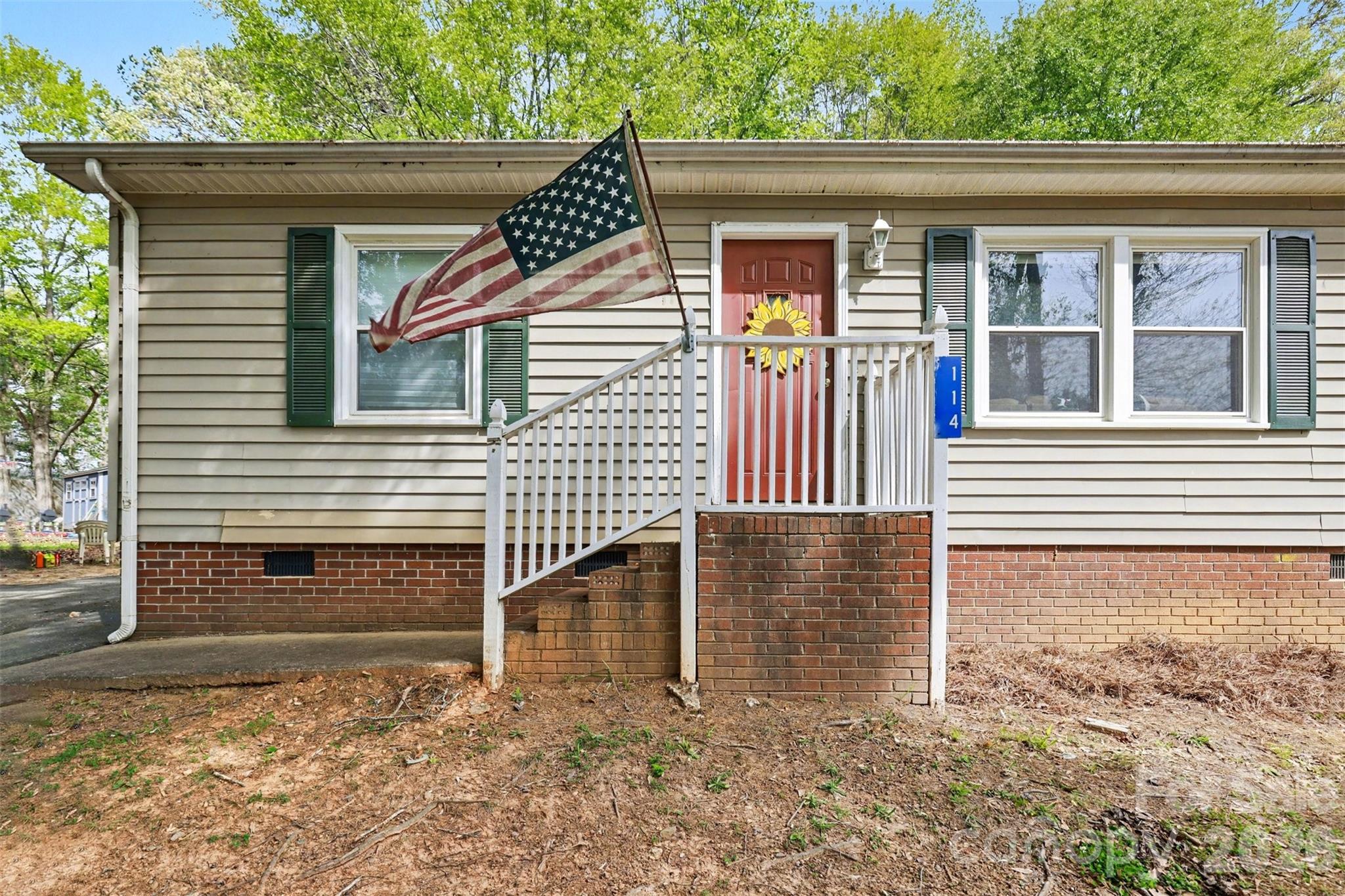 114 State Street Property Photo 4