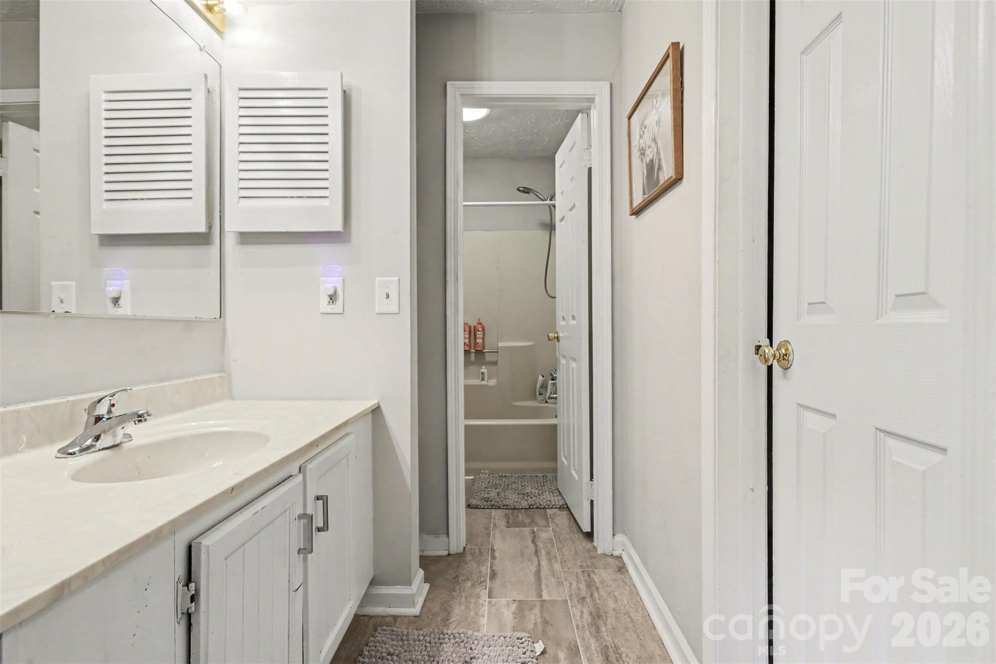 114 State Street Property Photo 20