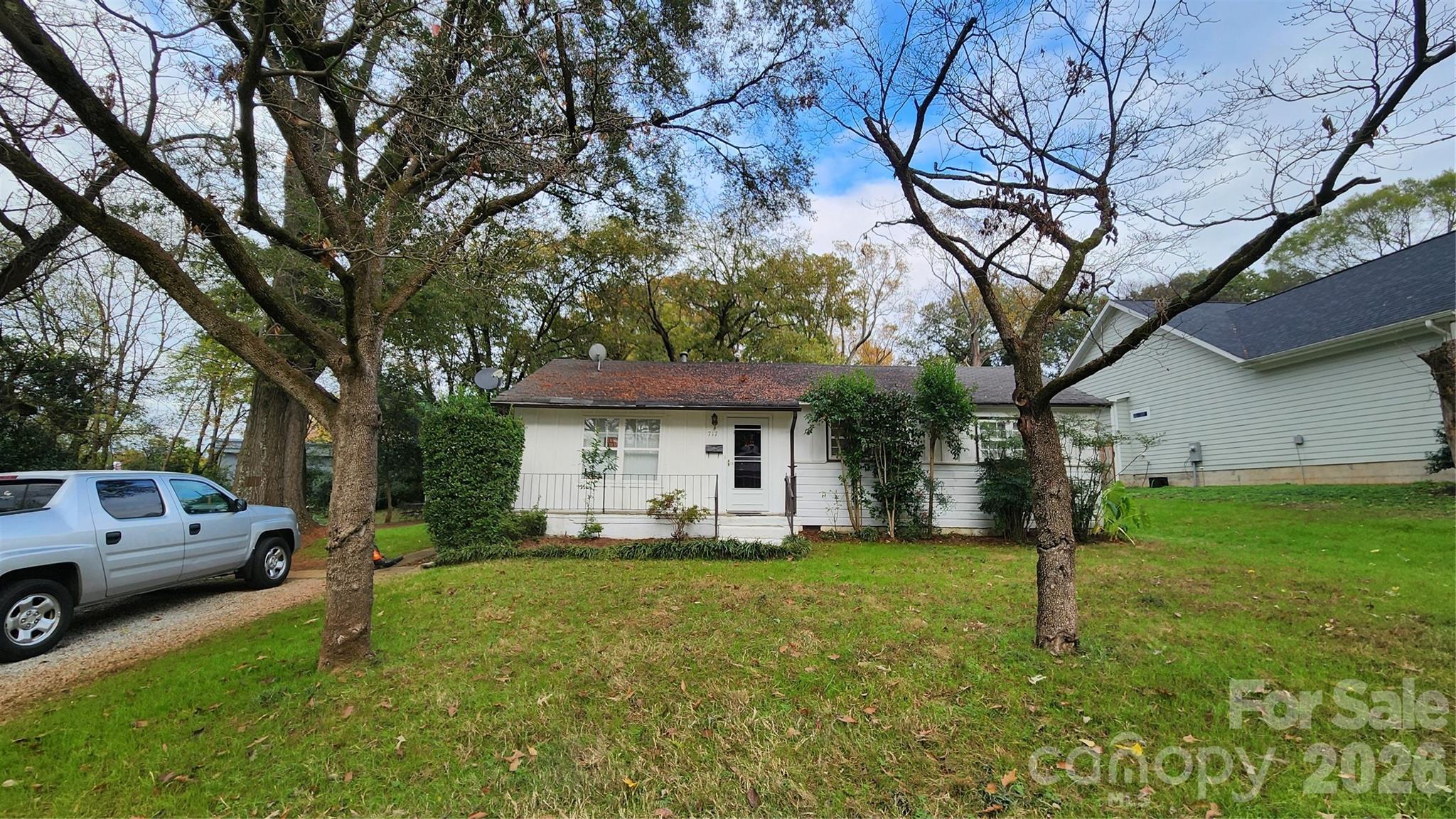 717 Tennyson Drive Property Photo