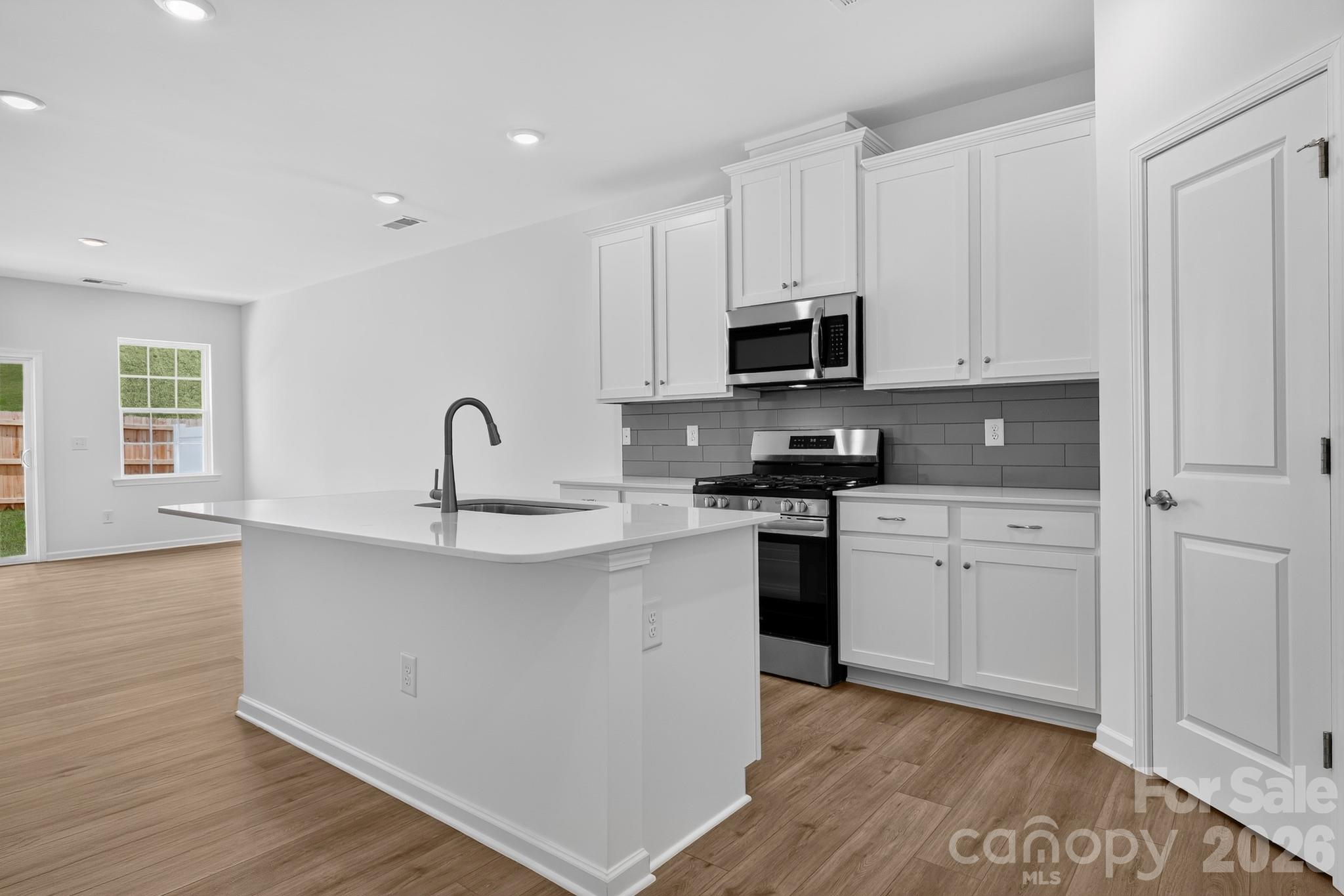 8140 Mcgarry Trail 200 Property Photo 3