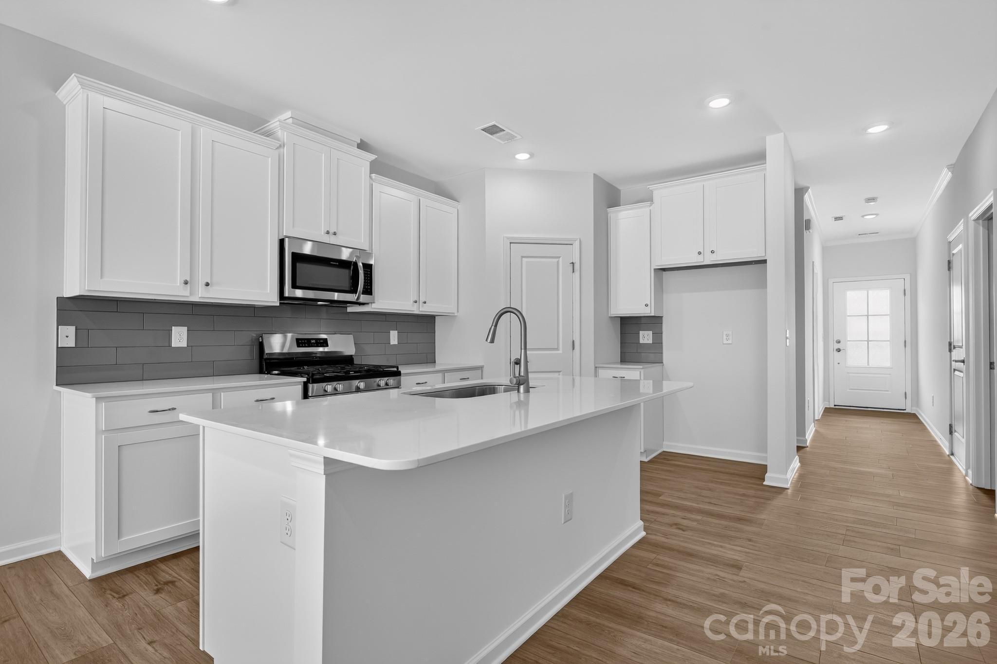 8140 Mcgarry Trail 200 Property Photo 4
