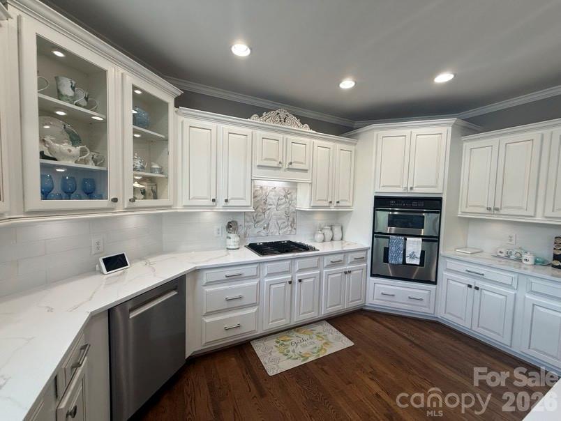 27246 Preston Place Property Photo 4