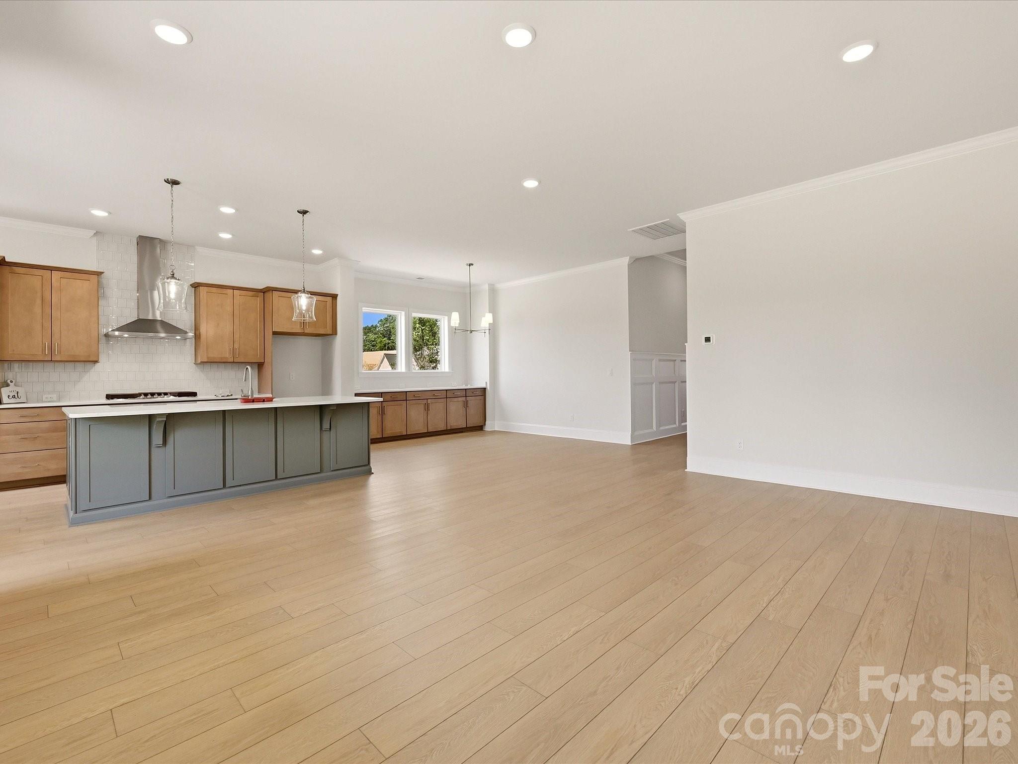 1157 Pastoral Place Property Photo 5