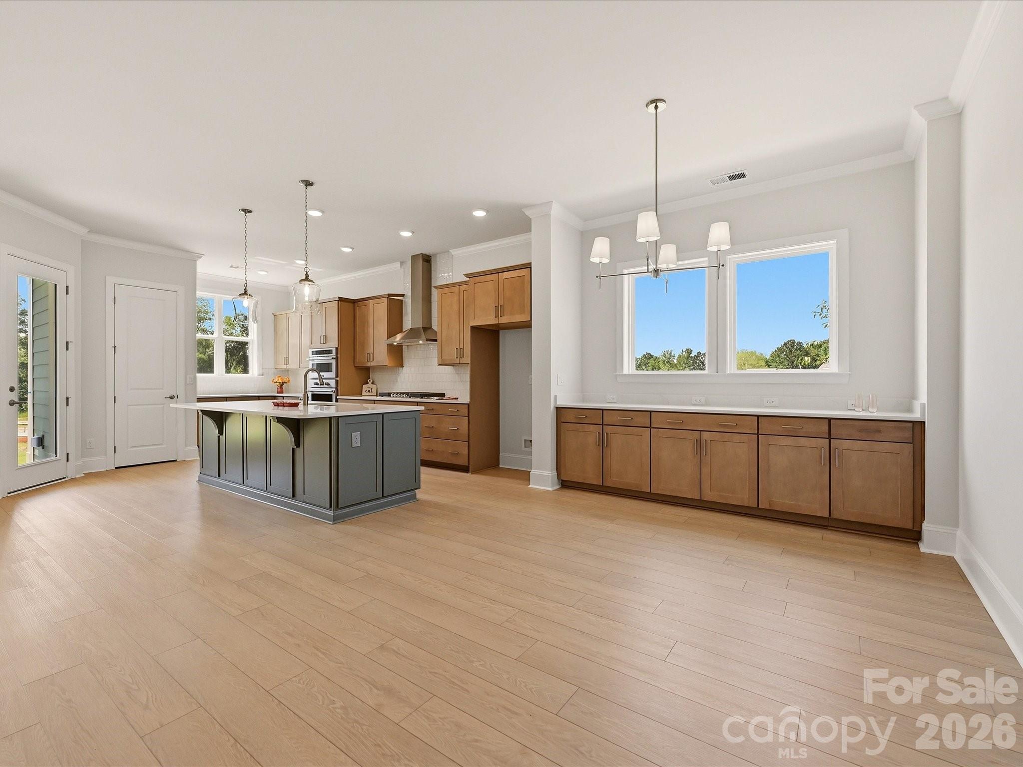1157 Pastoral Place Property Photo 7