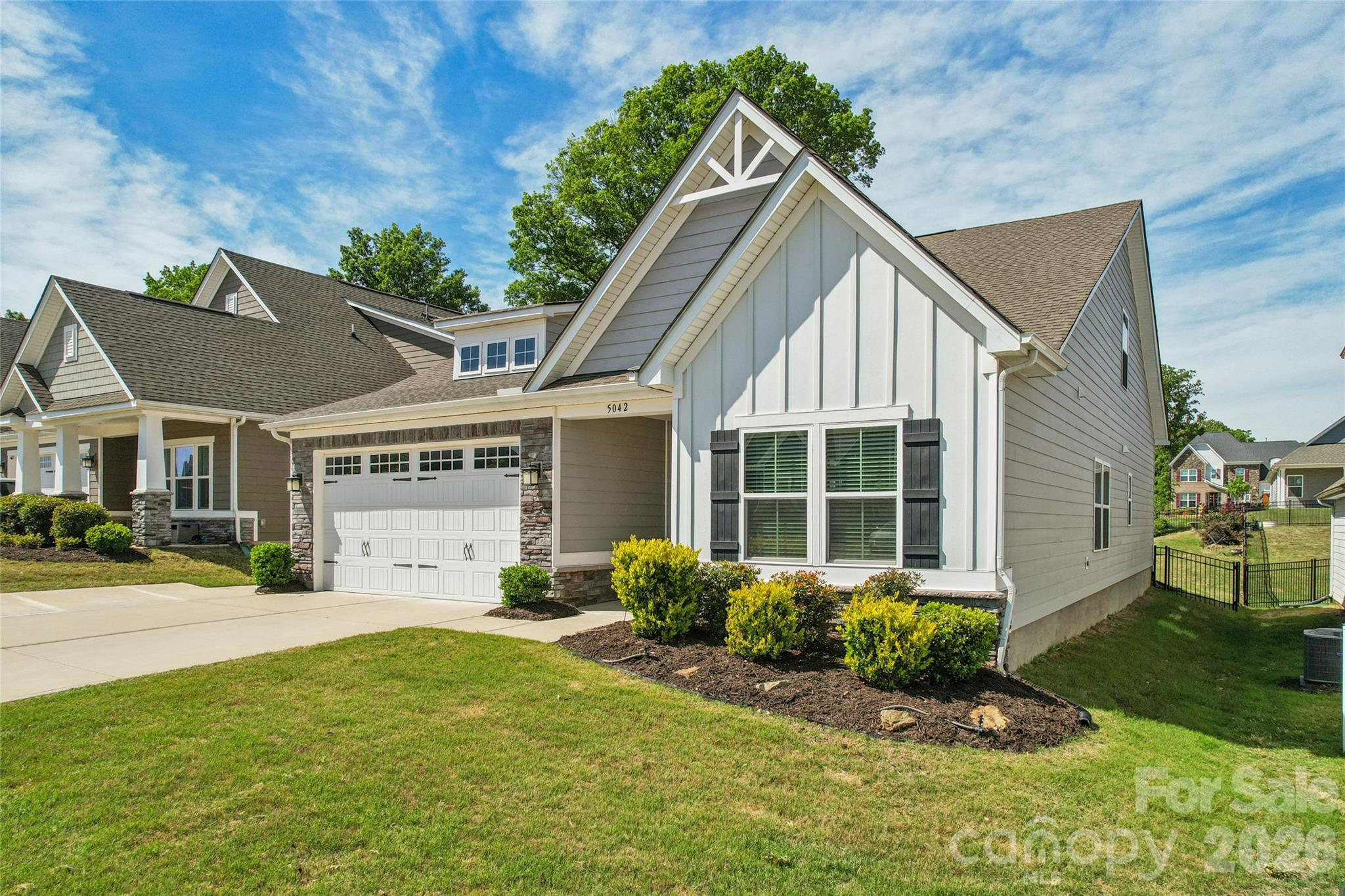 5042 Summer Surprise Lane Property Photo 42
