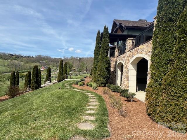 4642 Bearwallow Mountain Road 115 Property Photo 13