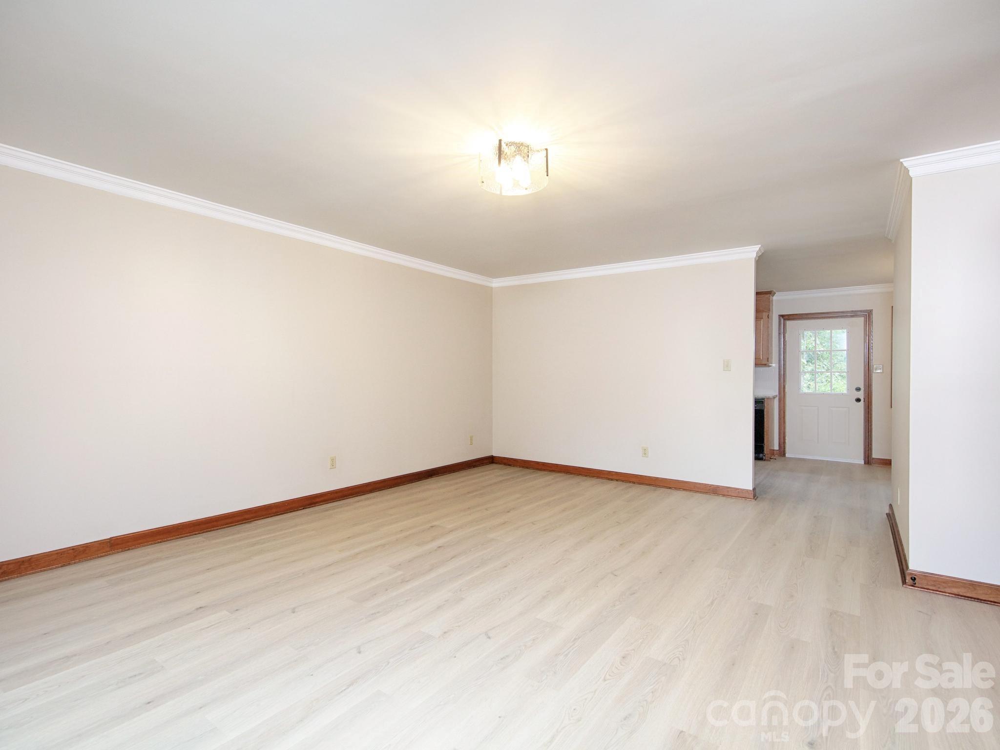 182 Calvin Street Property Photo 5