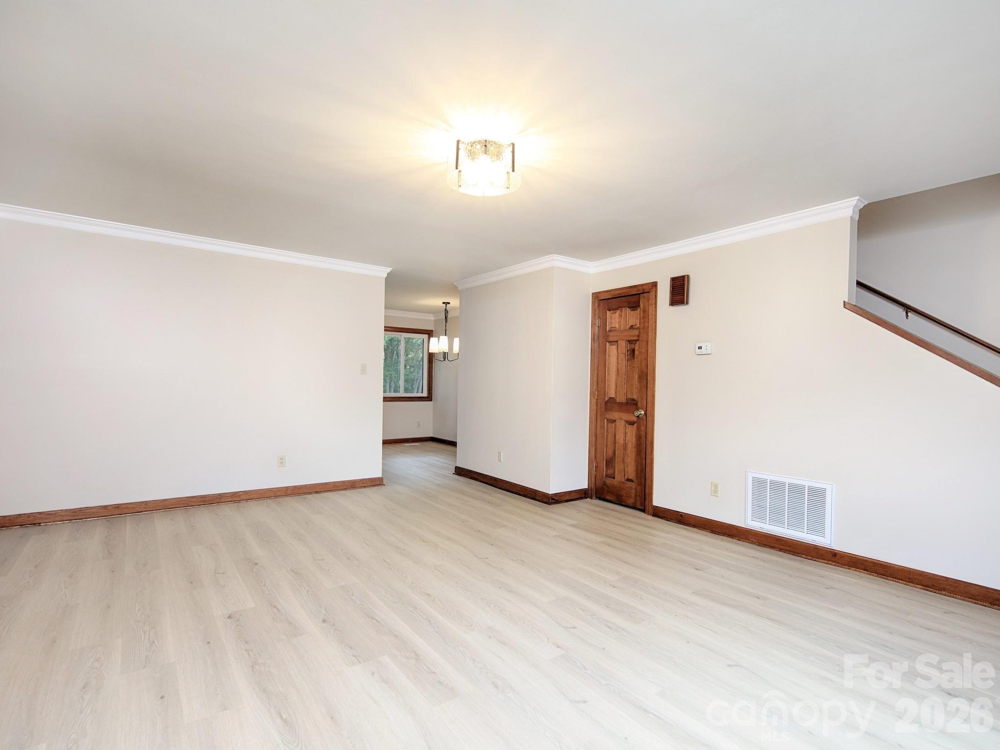 182 Calvin Street Property Photo 6