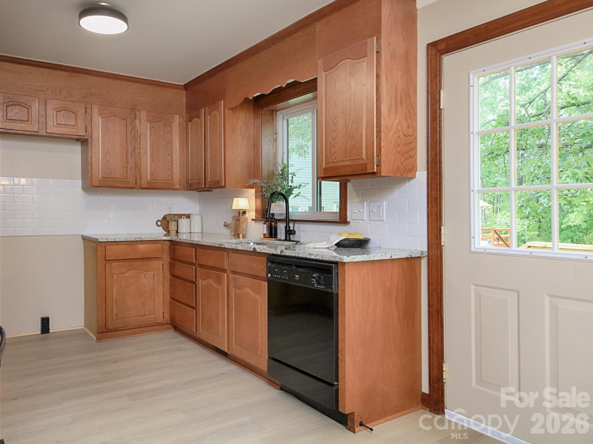 182 Calvin Street Property Photo 10