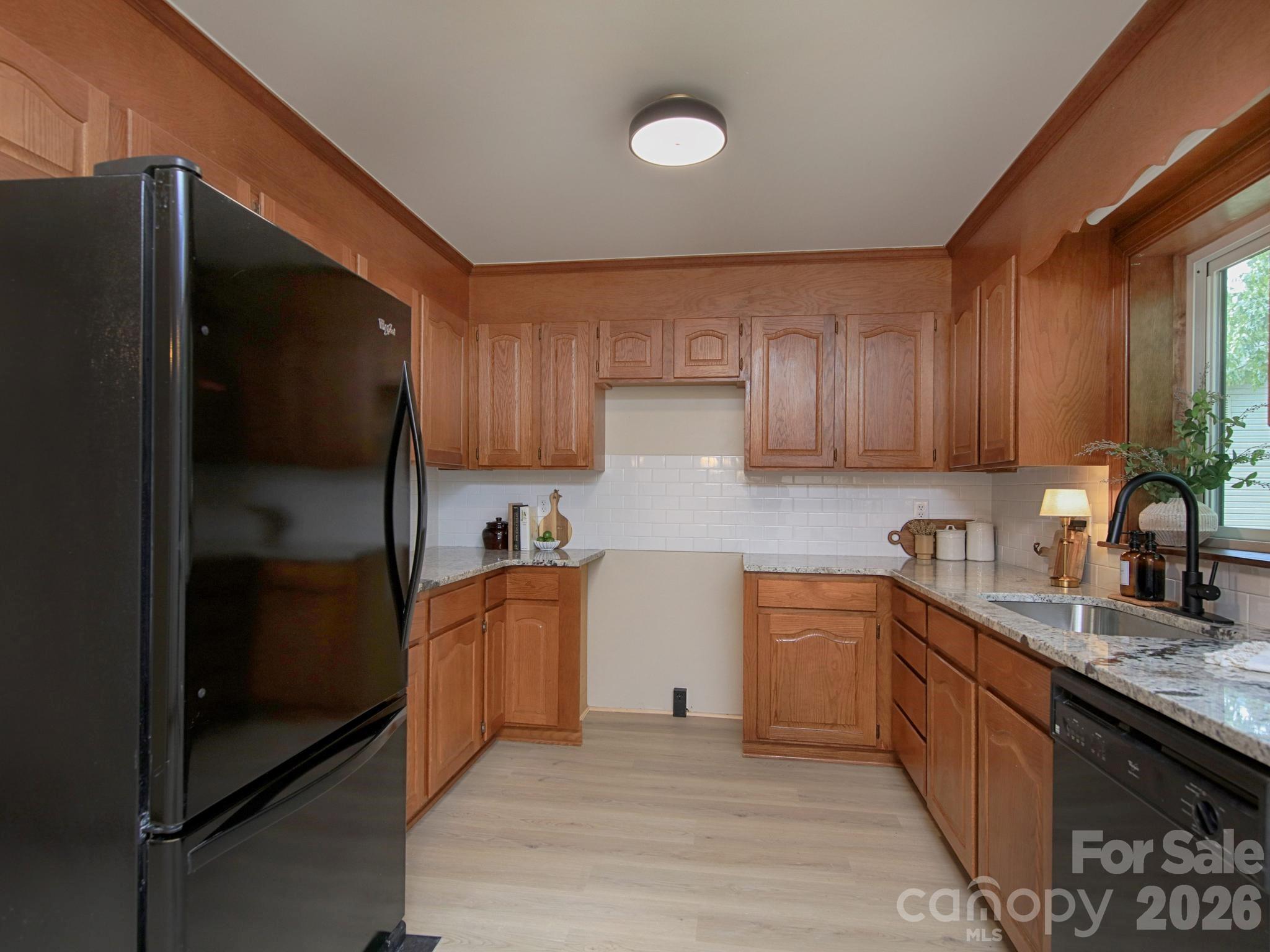 182 Calvin Street Property Photo 12