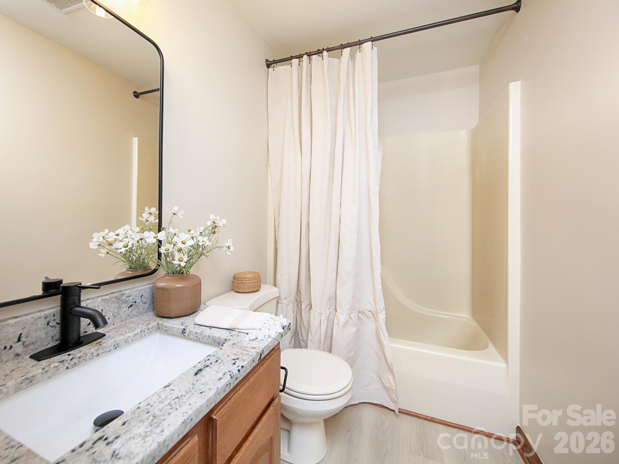 182 Calvin Street Property Photo 28