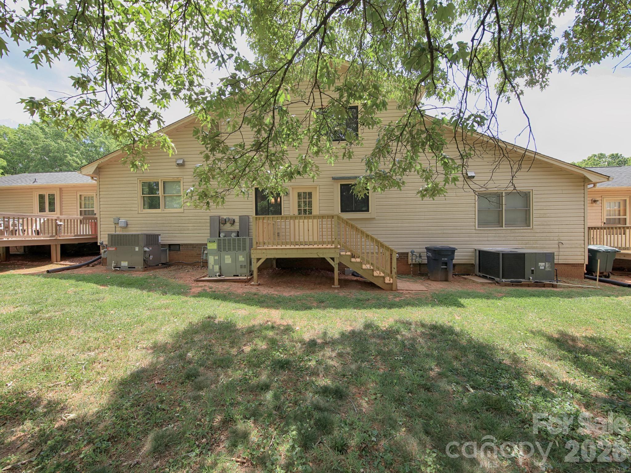 182 Calvin Street Property Photo 33