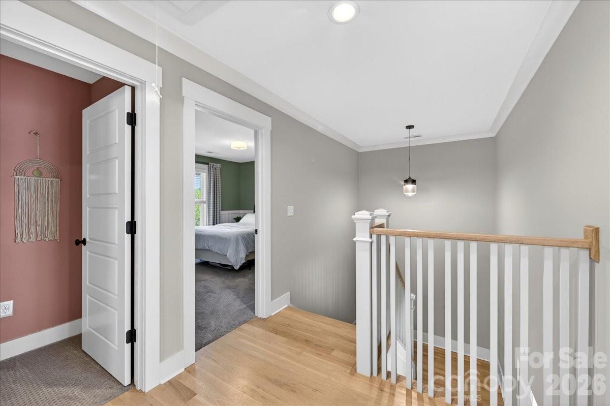 1413 Lomax Avenue Property Photo 22