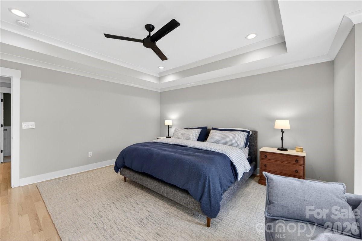 1413 Lomax Avenue Property Photo 24