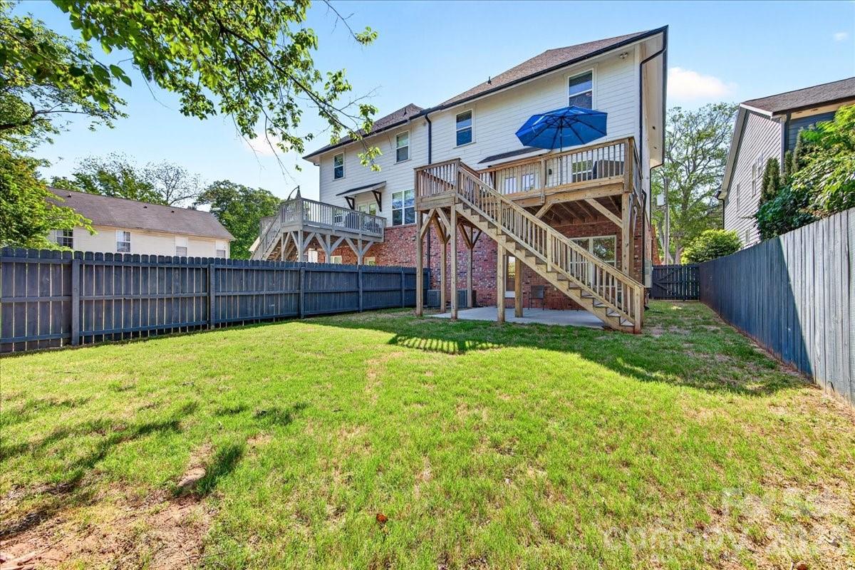 1413 Lomax Avenue Property Photo 41