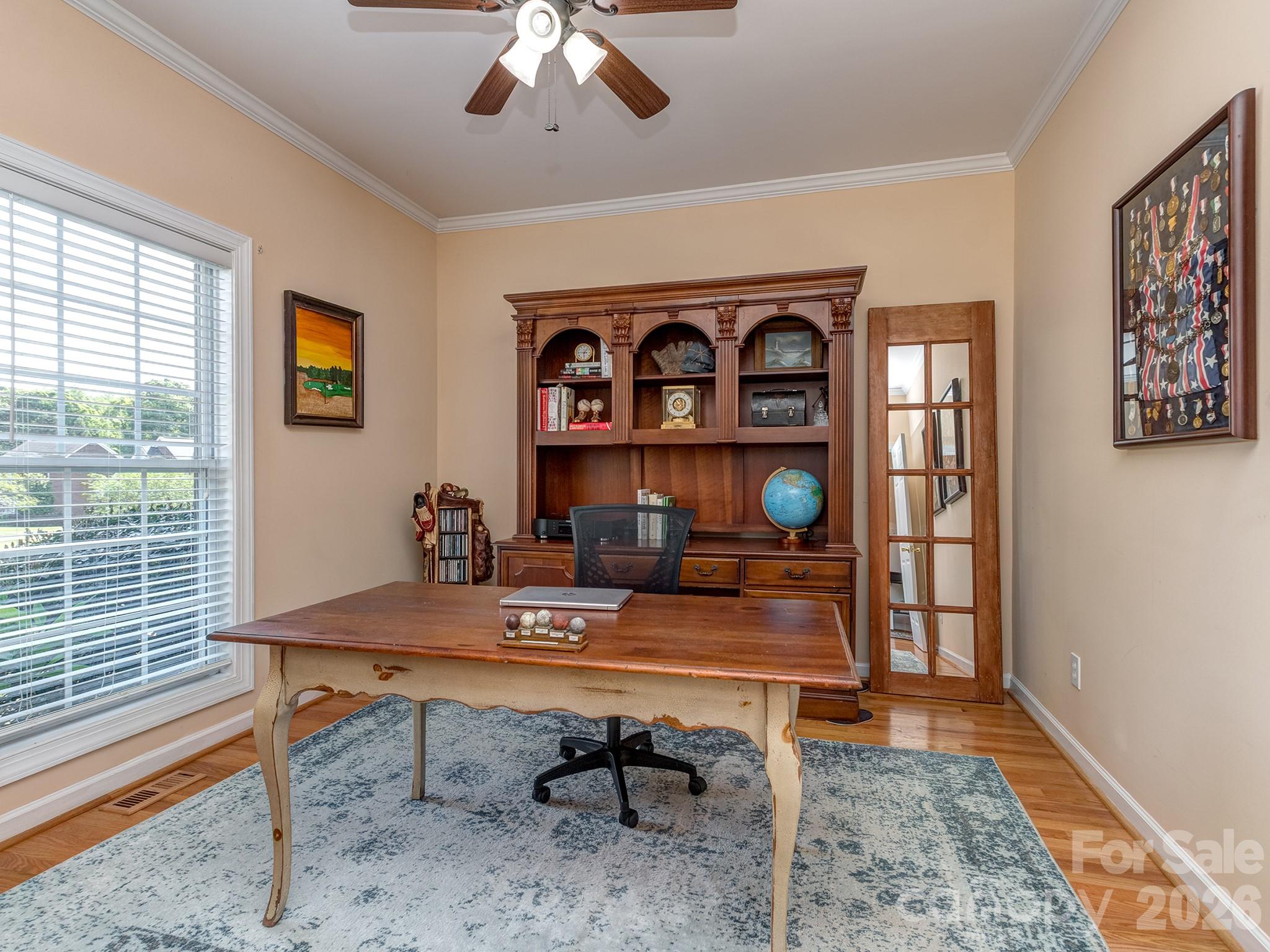 4651 Glasgow Court Property Photo 4
