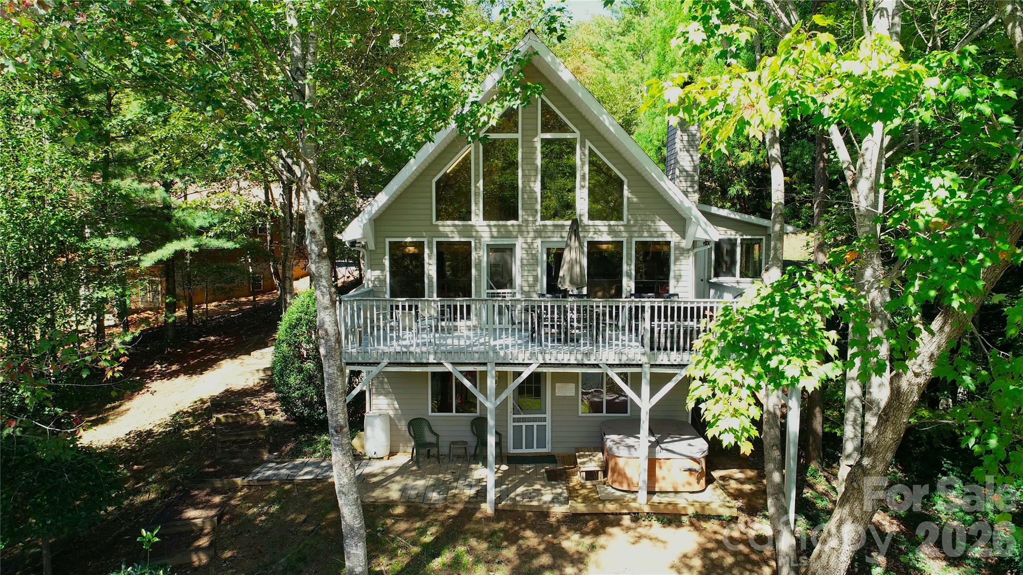 268 Mallard Road Property Photo 1