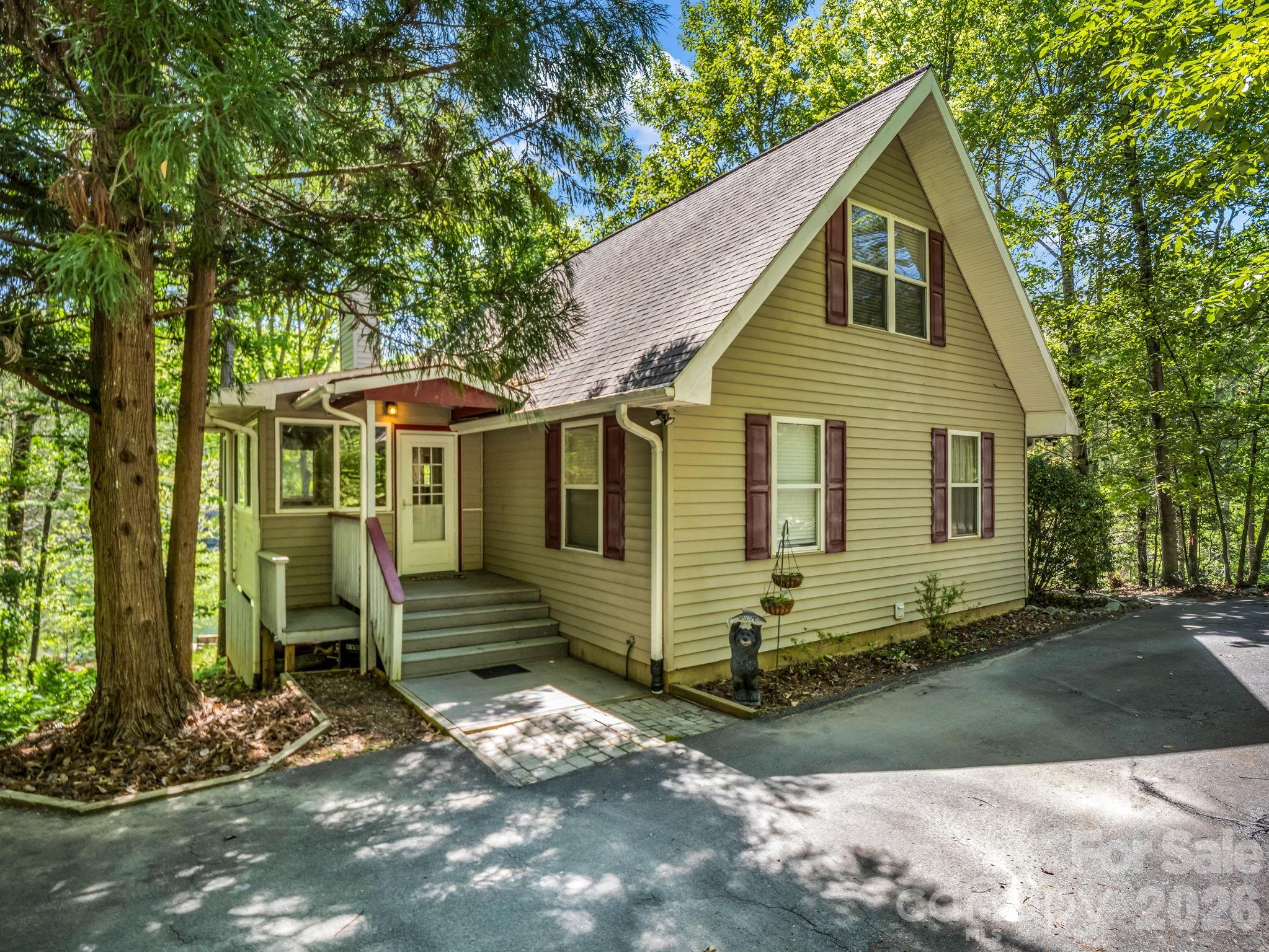 268 Mallard Road Property Photo 2