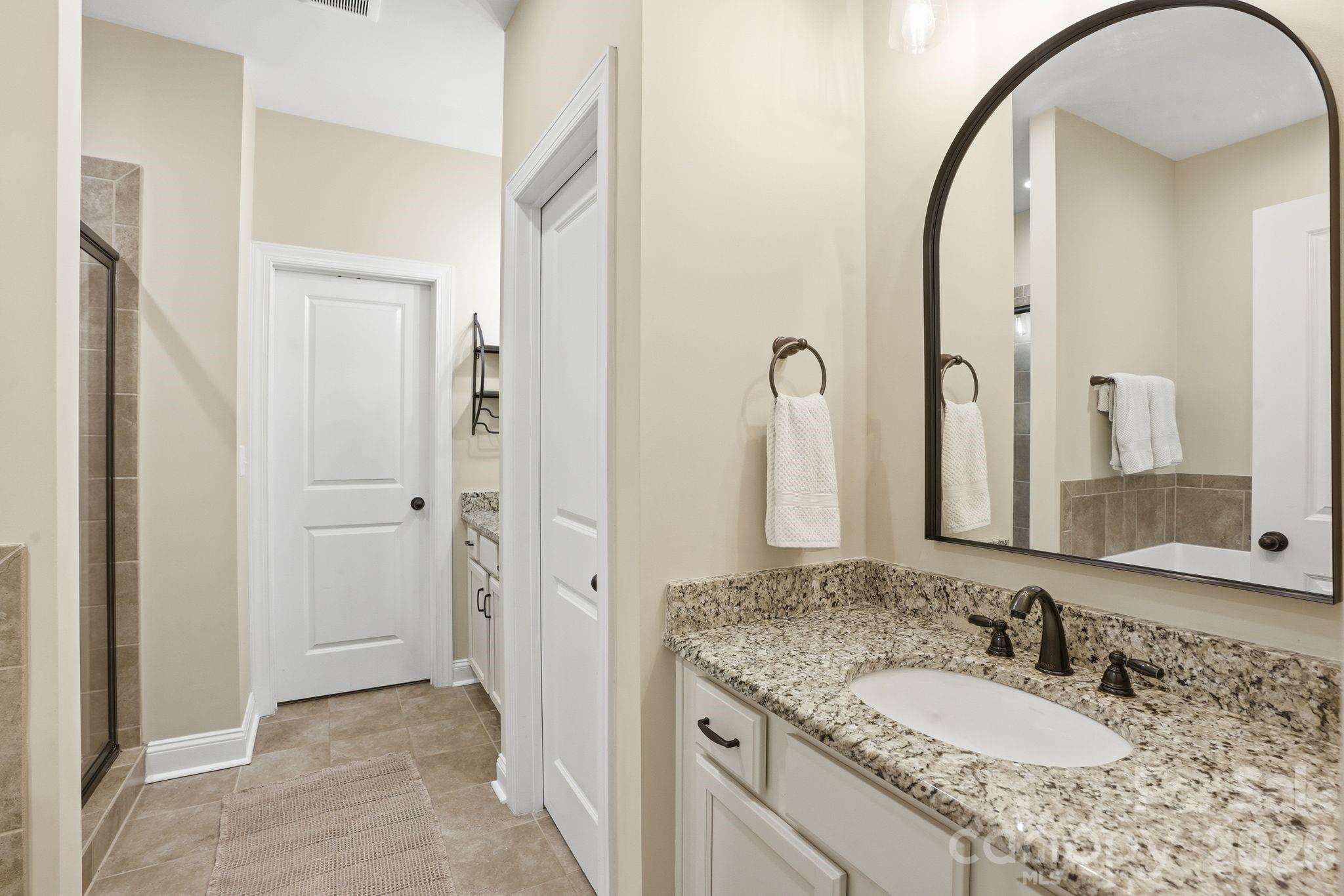 588 Highland Ridge Point Property Photo 16