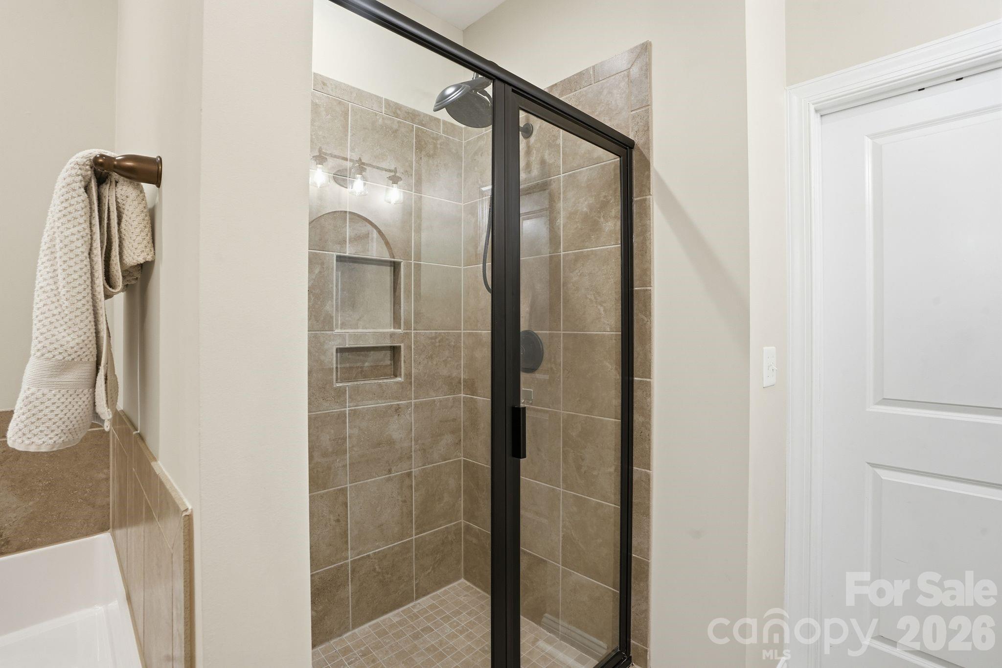 588 Highland Ridge Point Property Photo 18