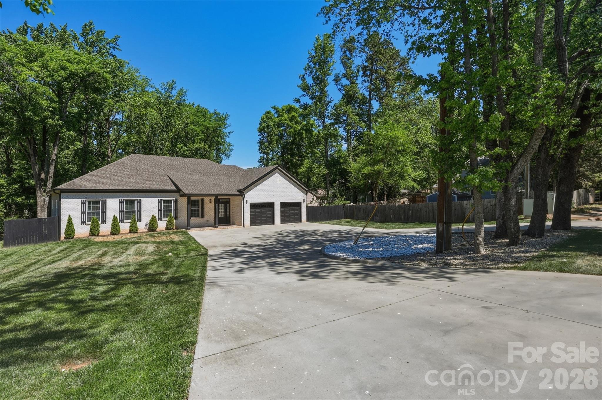5330 Tuckaseegee Road Property Photo 38