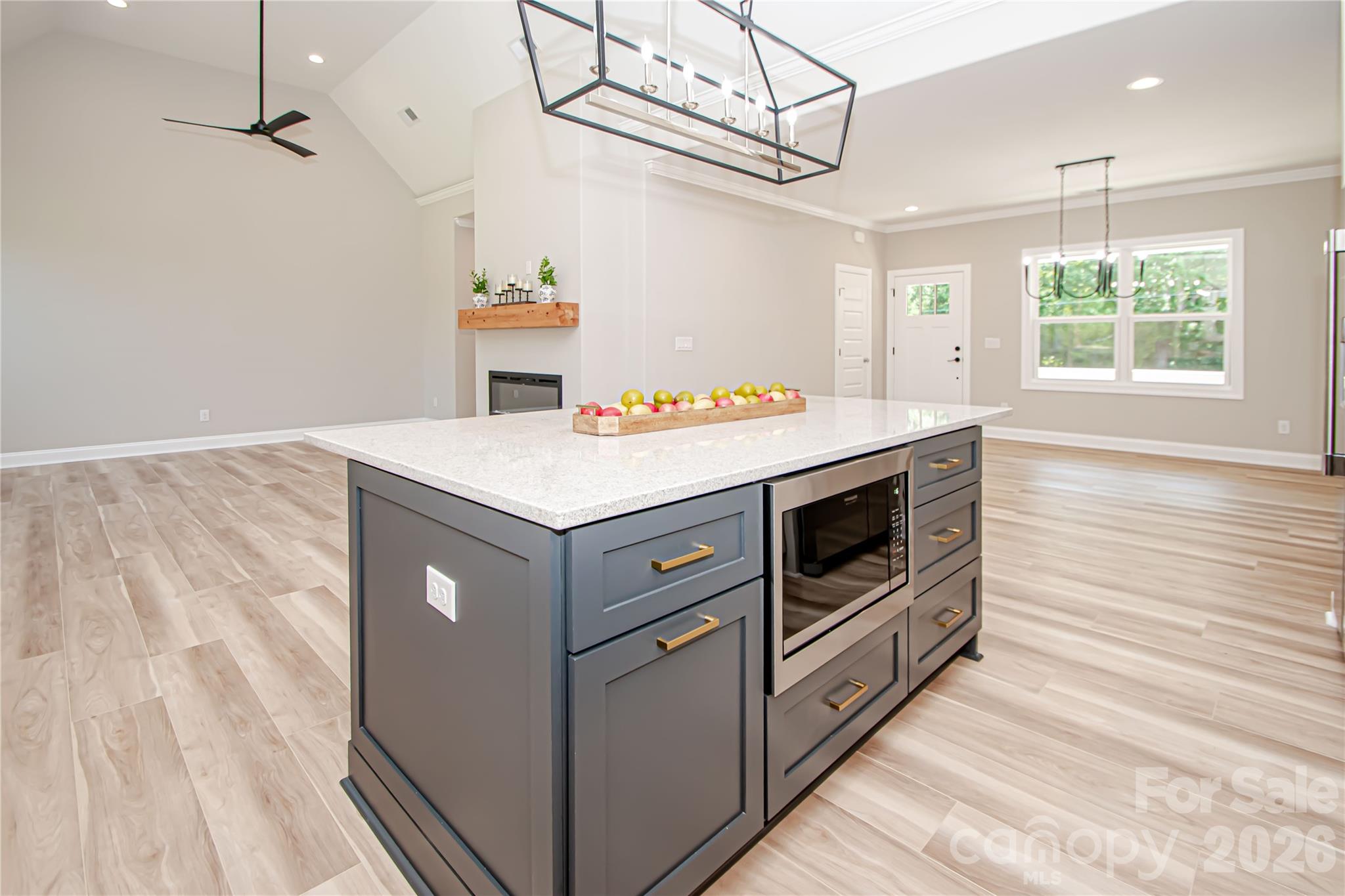 1502 Marion Street Property Photo 10