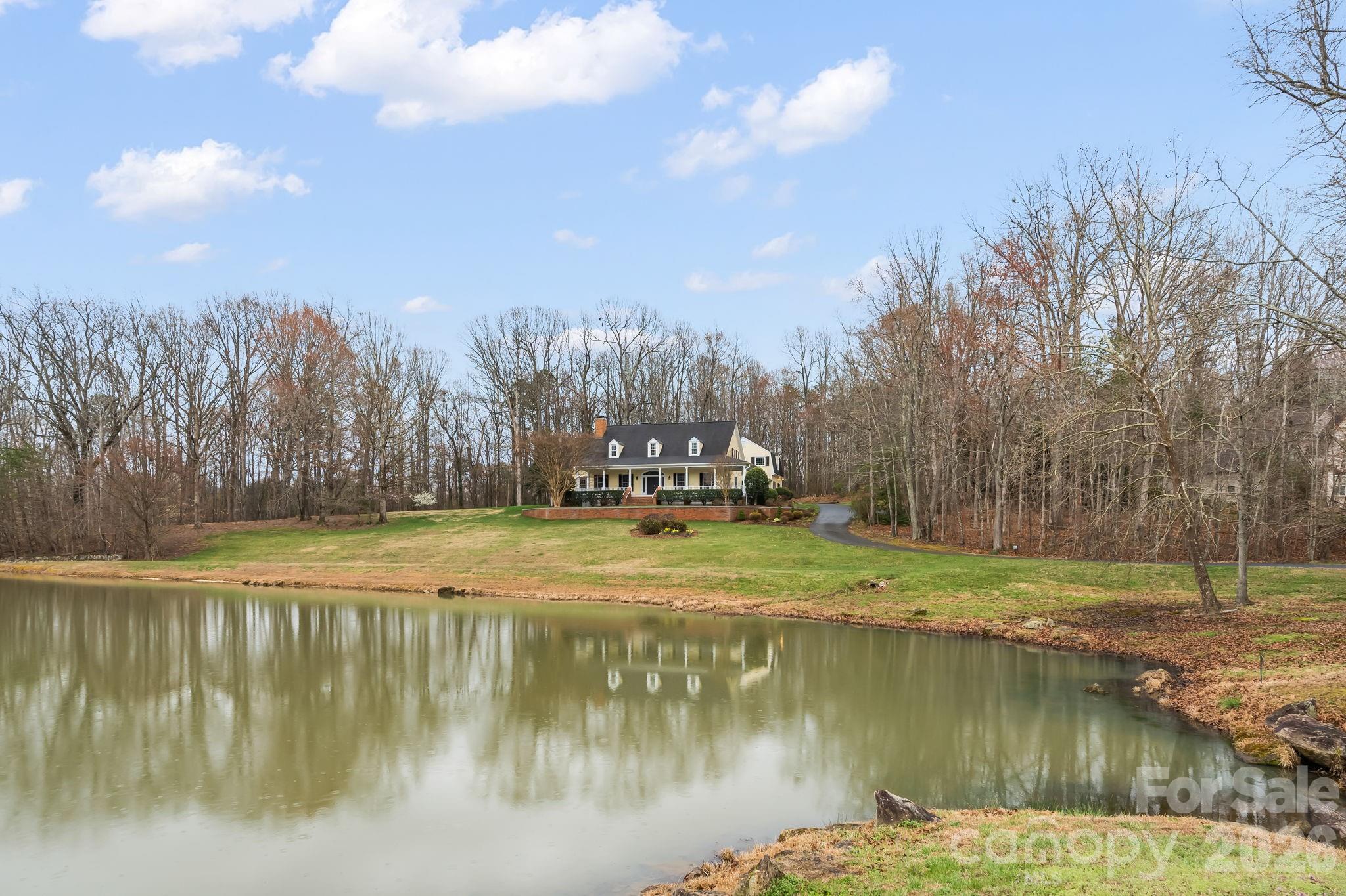 7902 Southerland Drive Property Photo 2