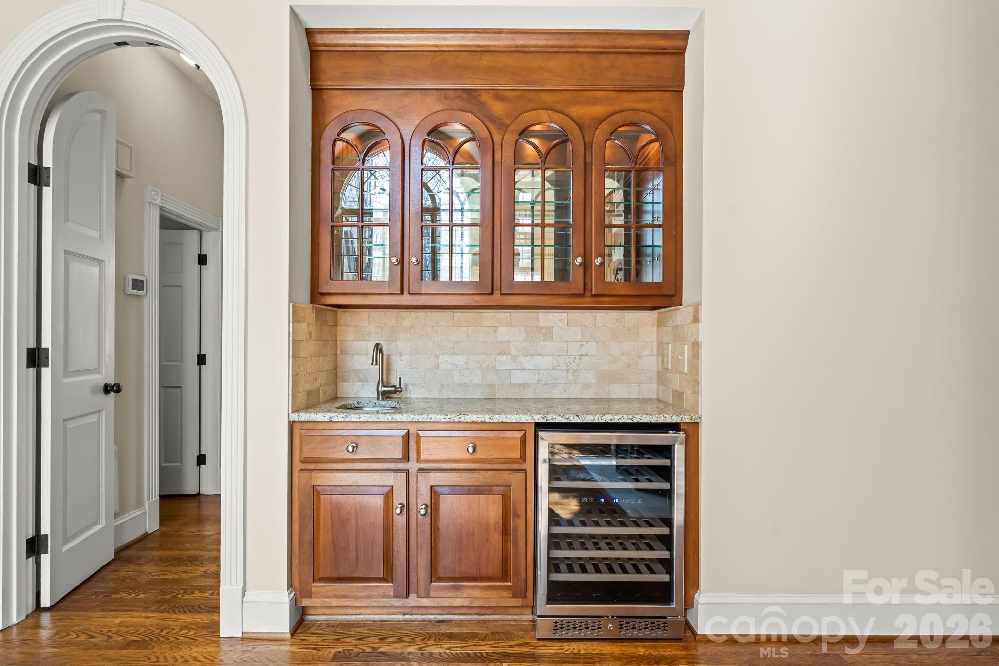 7902 Southerland Drive Property Photo 16
