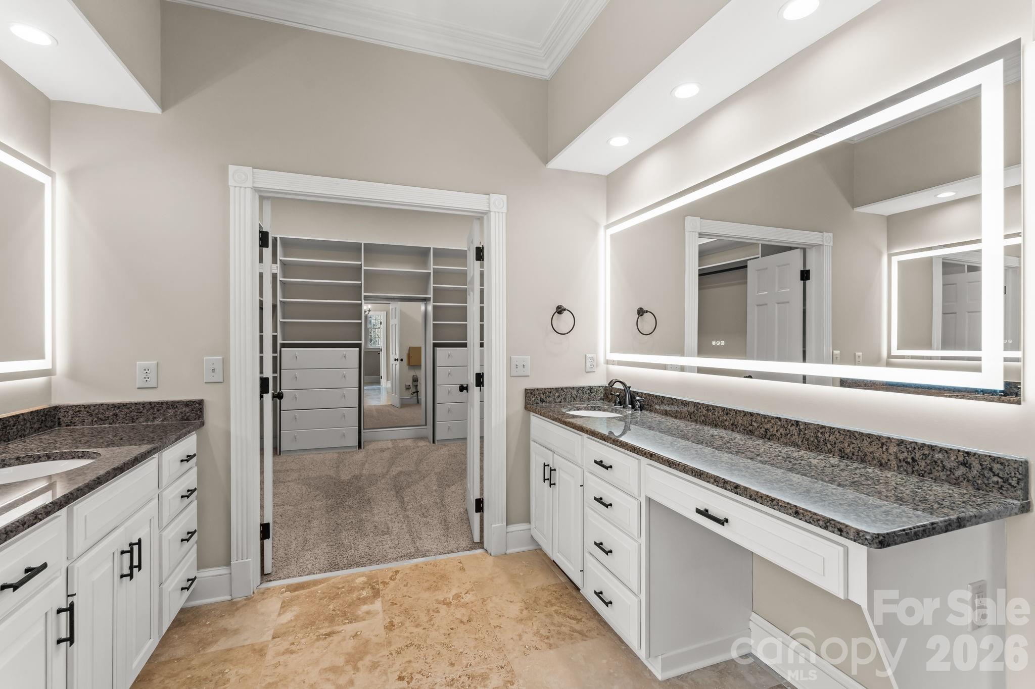 7902 Southerland Drive Property Photo 33
