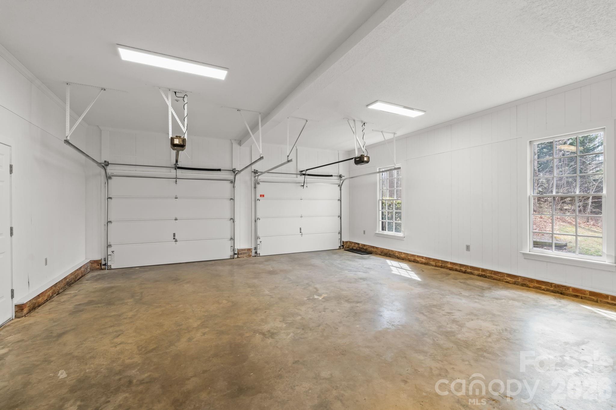 7902 Southerland Drive Property Photo 42