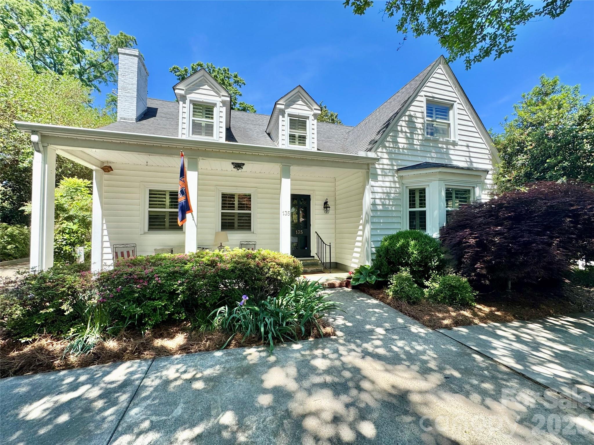 135 Eastover Drive Property Photo 1